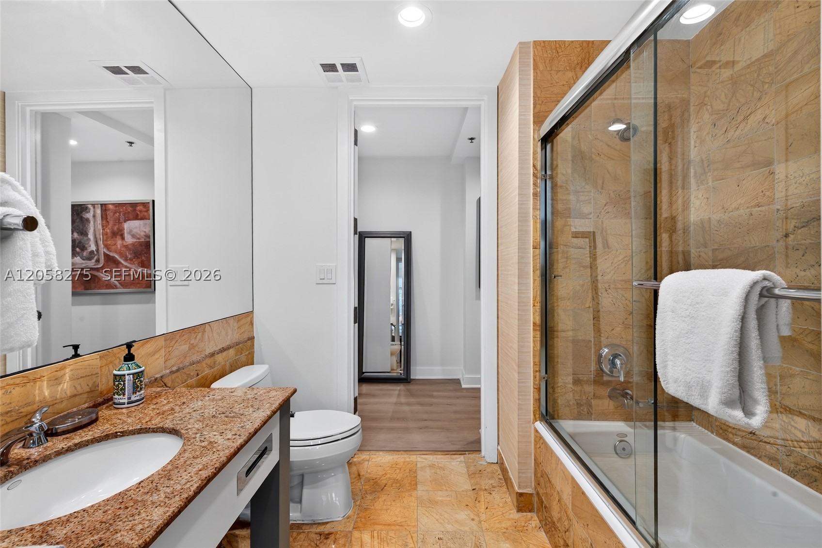 1395 Brickell Ave #2813, Miami FL 33131