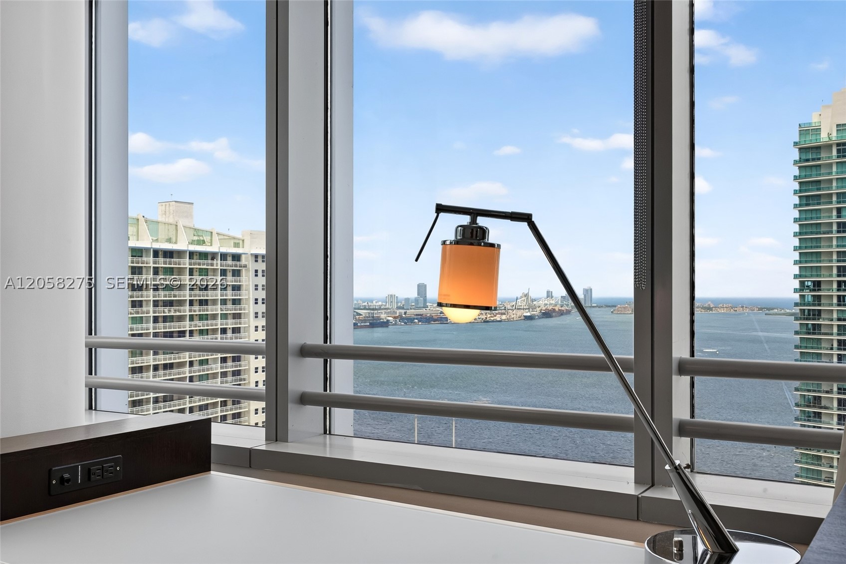 1395 Brickell Ave #2813, Miami FL 33131