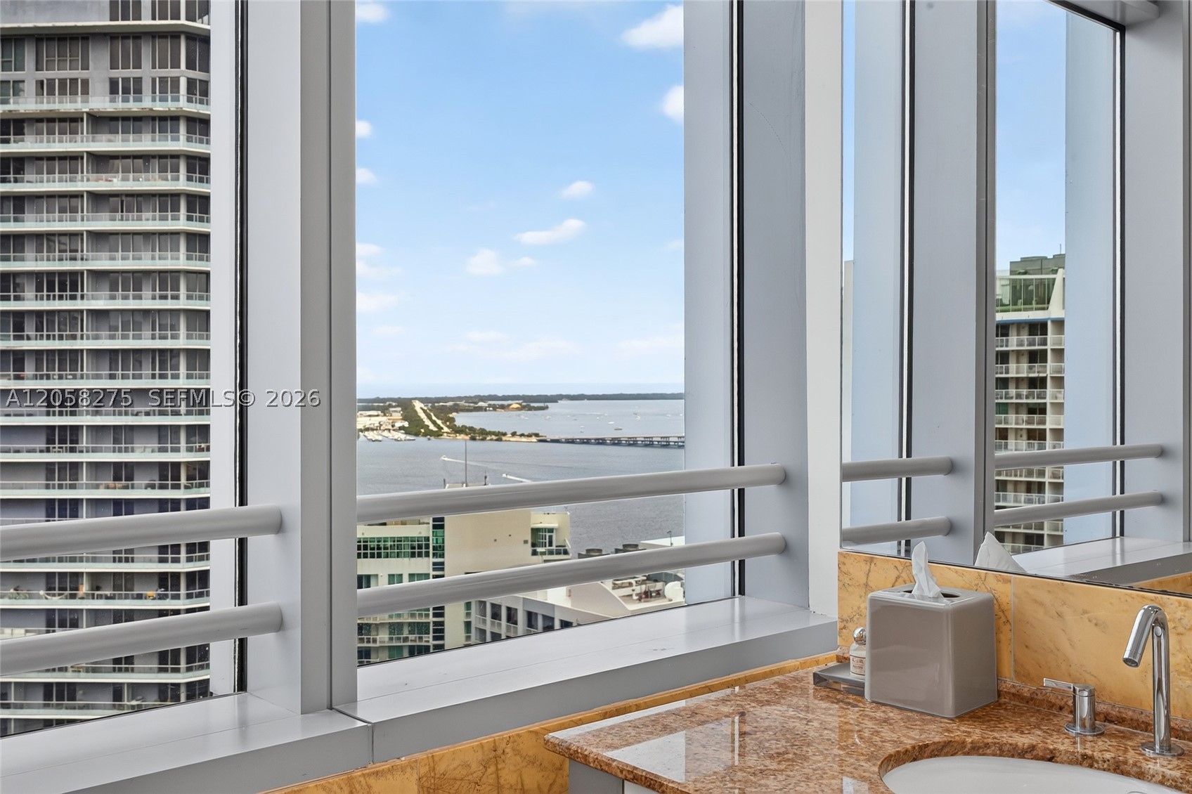 1395 Brickell Ave #2813, Miami FL 33131