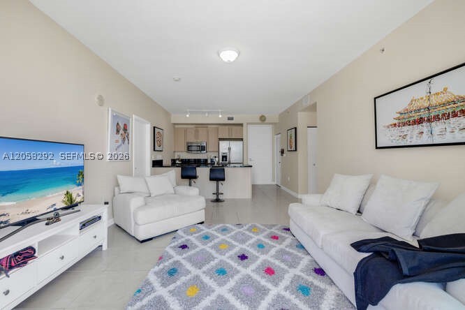 1111 SW 1st Ave #2723N, Miami FL 33130