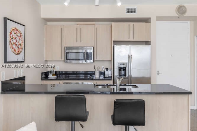 1111 SW 1st Ave #2723N, Miami FL 33130