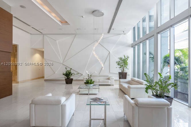 1111 SW 1st Ave #2723N, Miami FL 33130
