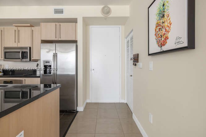 1111 SW 1st Ave #2723N, Miami FL 33130