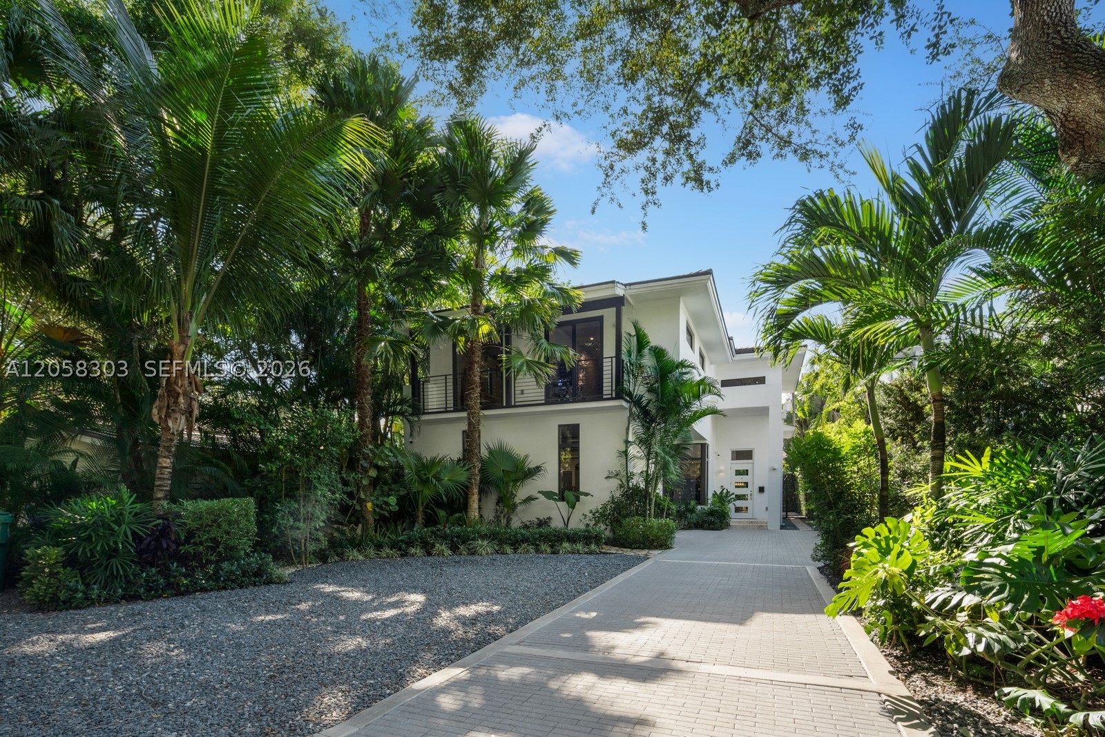 3630 Avocado Ave, Miami FL 33133