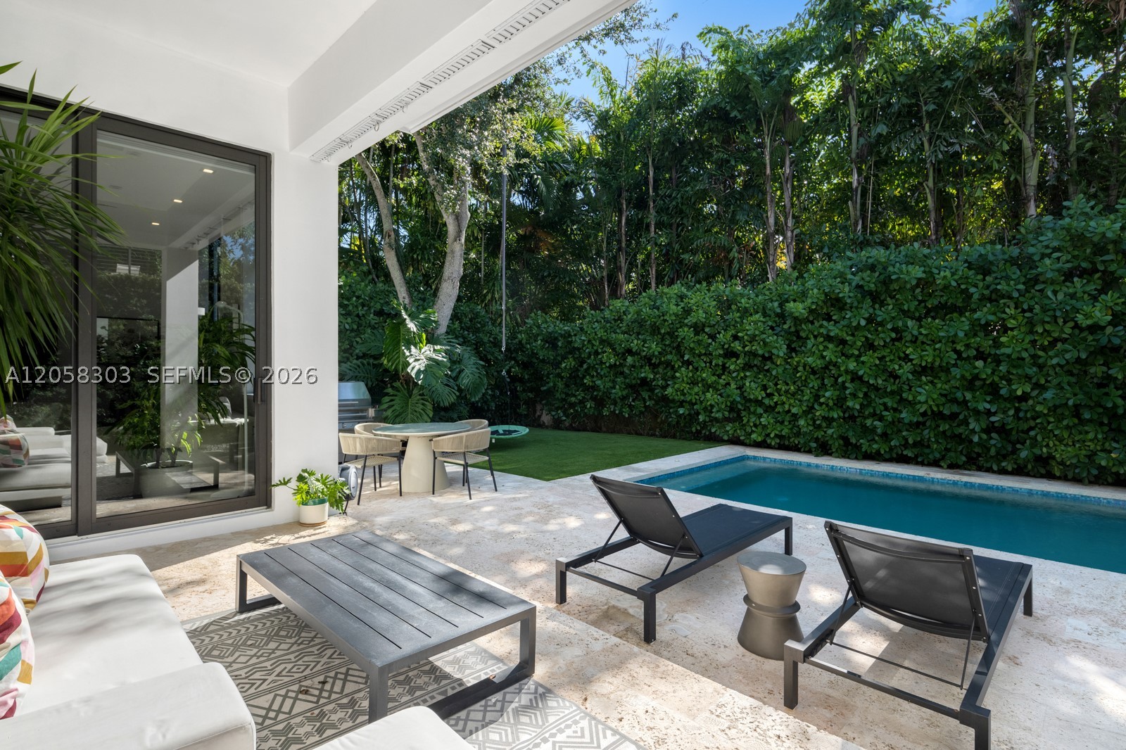 3630 Avocado Ave, Miami FL 33133