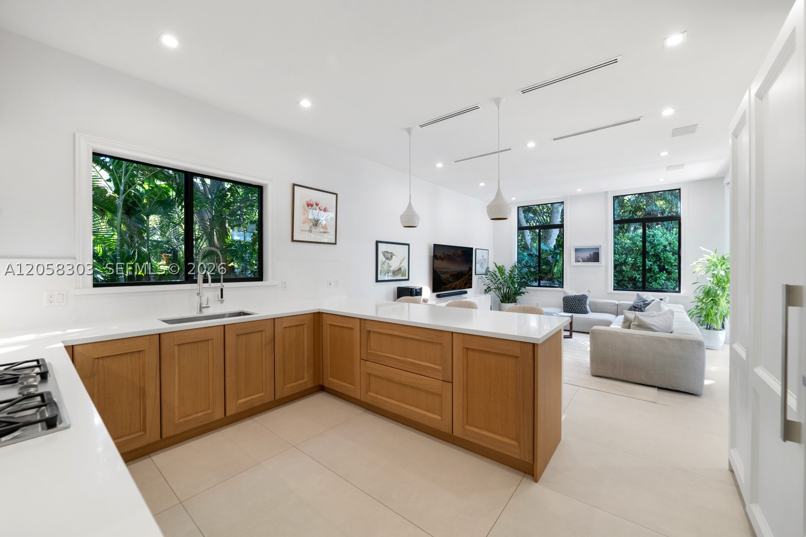 3630 Avocado Ave, Miami FL 33133