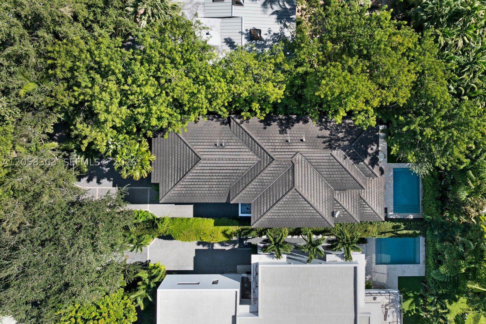 3630 Avocado Ave, Miami FL 33133