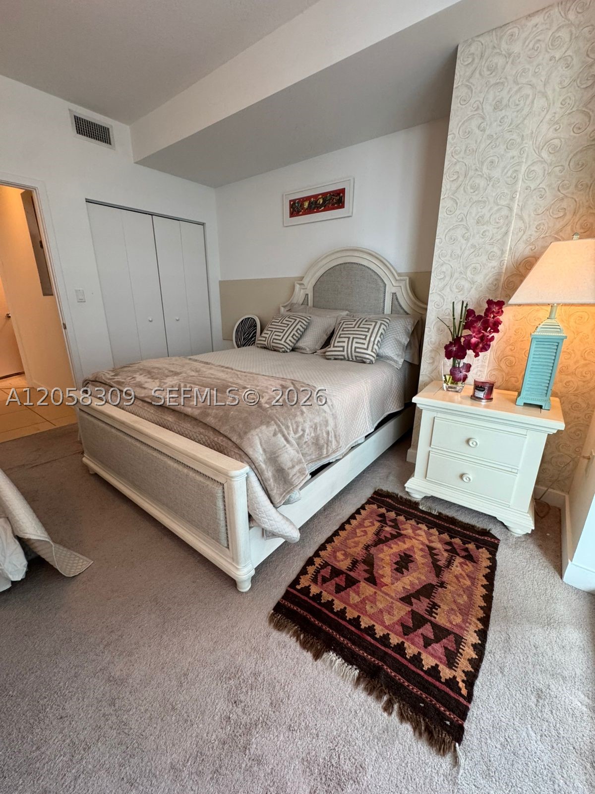 1111 SW 1 AV #1414-N, Miami FL 33130