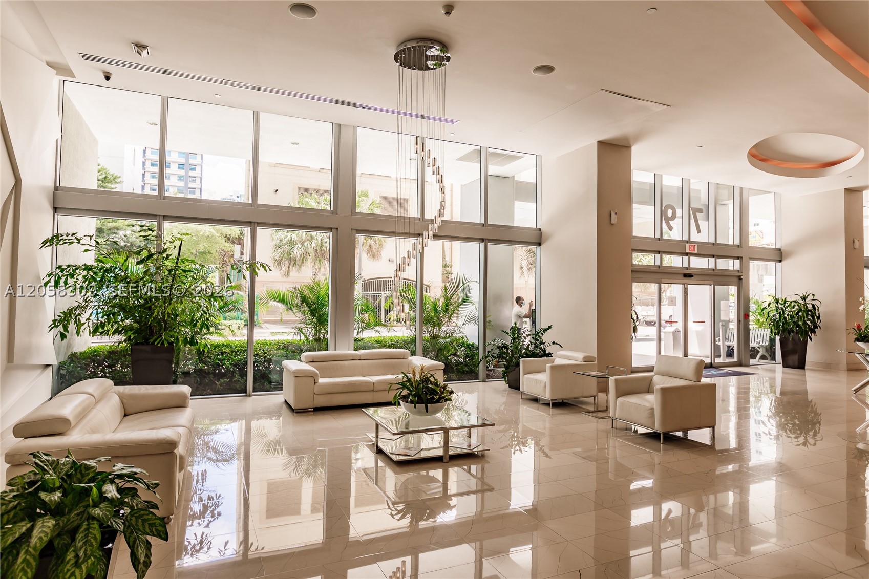 1111 SW 1 AV #1414-N, Miami FL 33130