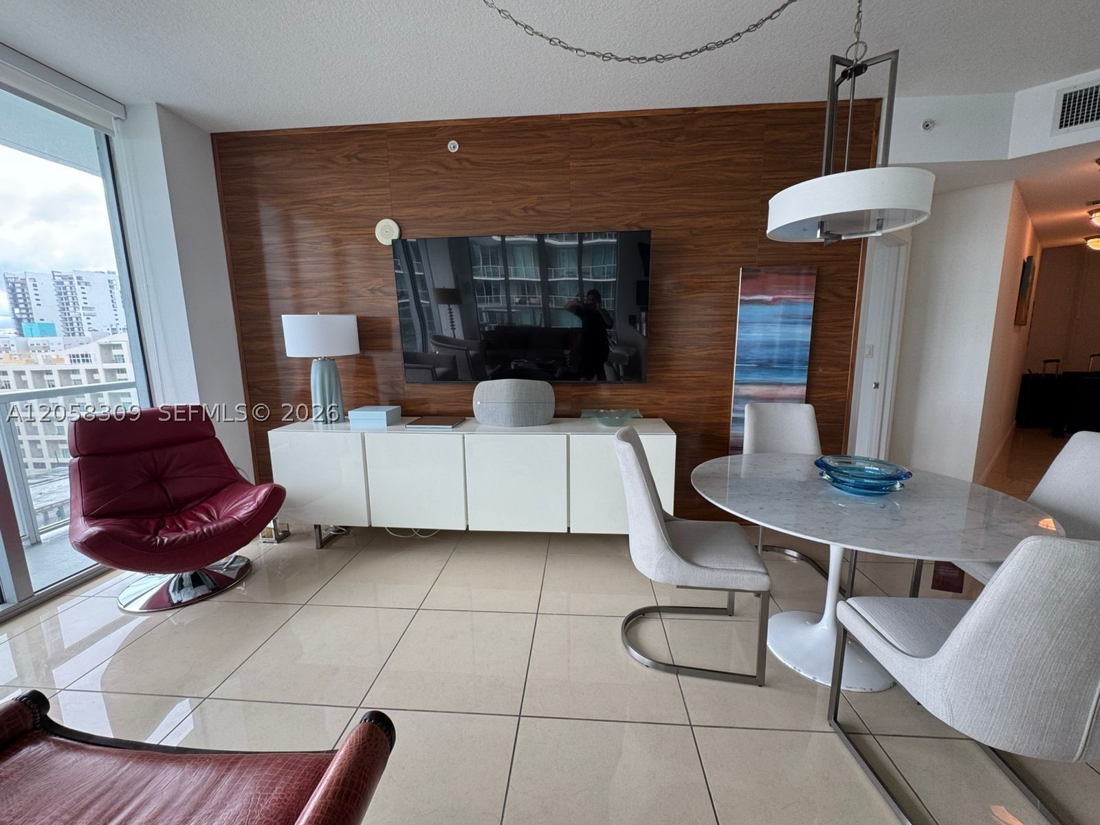 1111 SW 1 AV #1414-N, Miami FL 33130