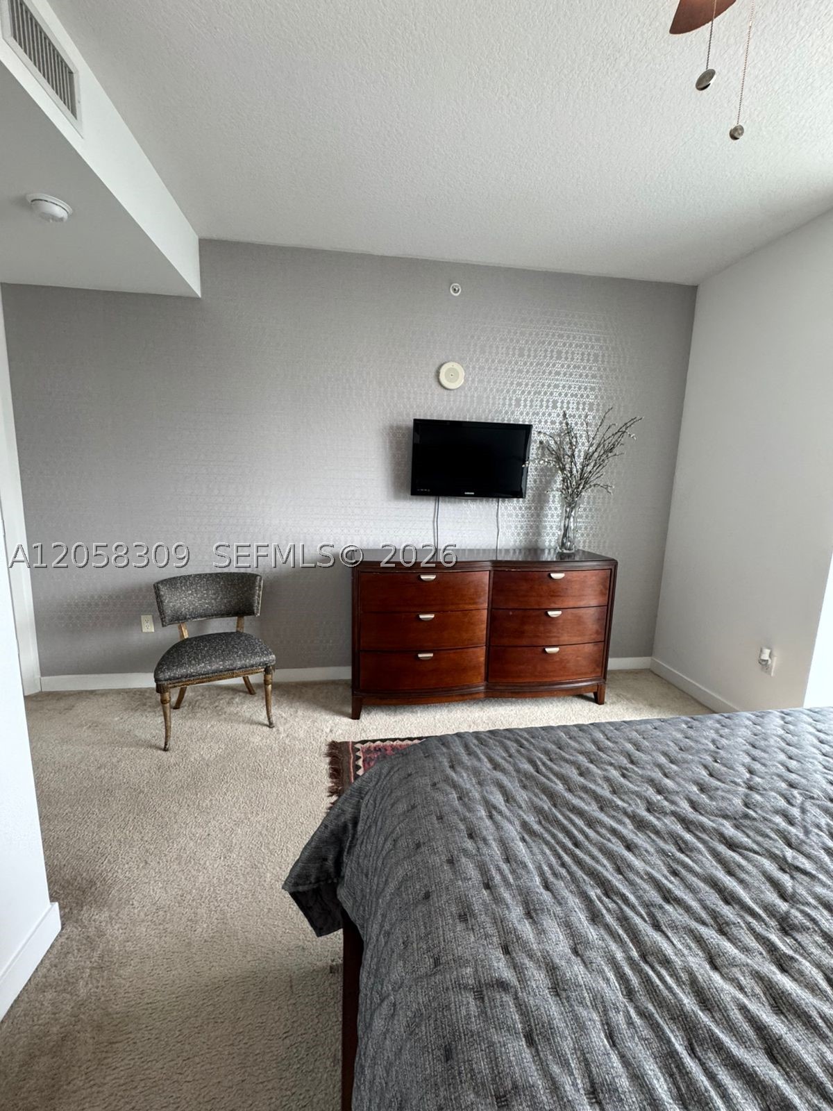 1111 SW 1 AV #1414-N, Miami FL 33130