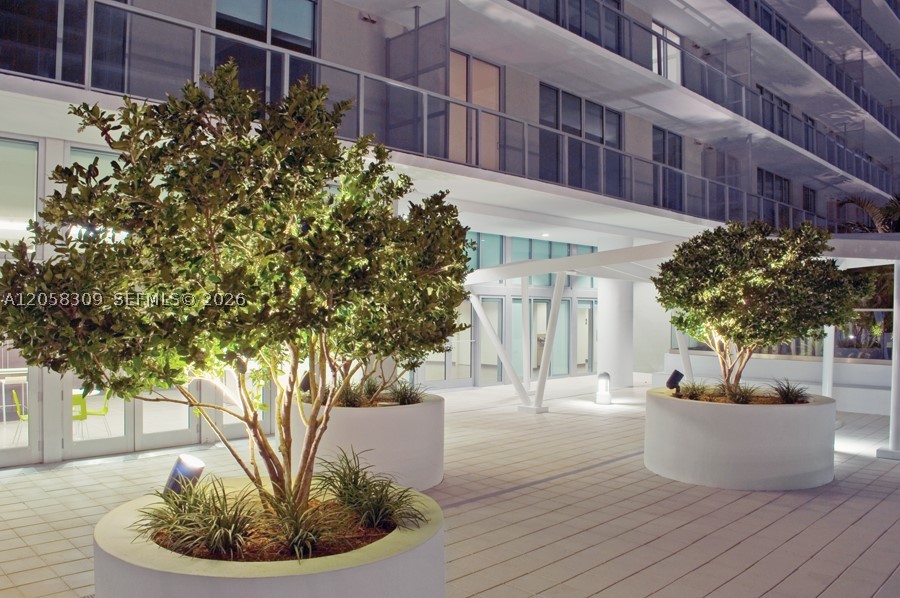 1111 SW 1 AV #1414-N, Miami FL 33130