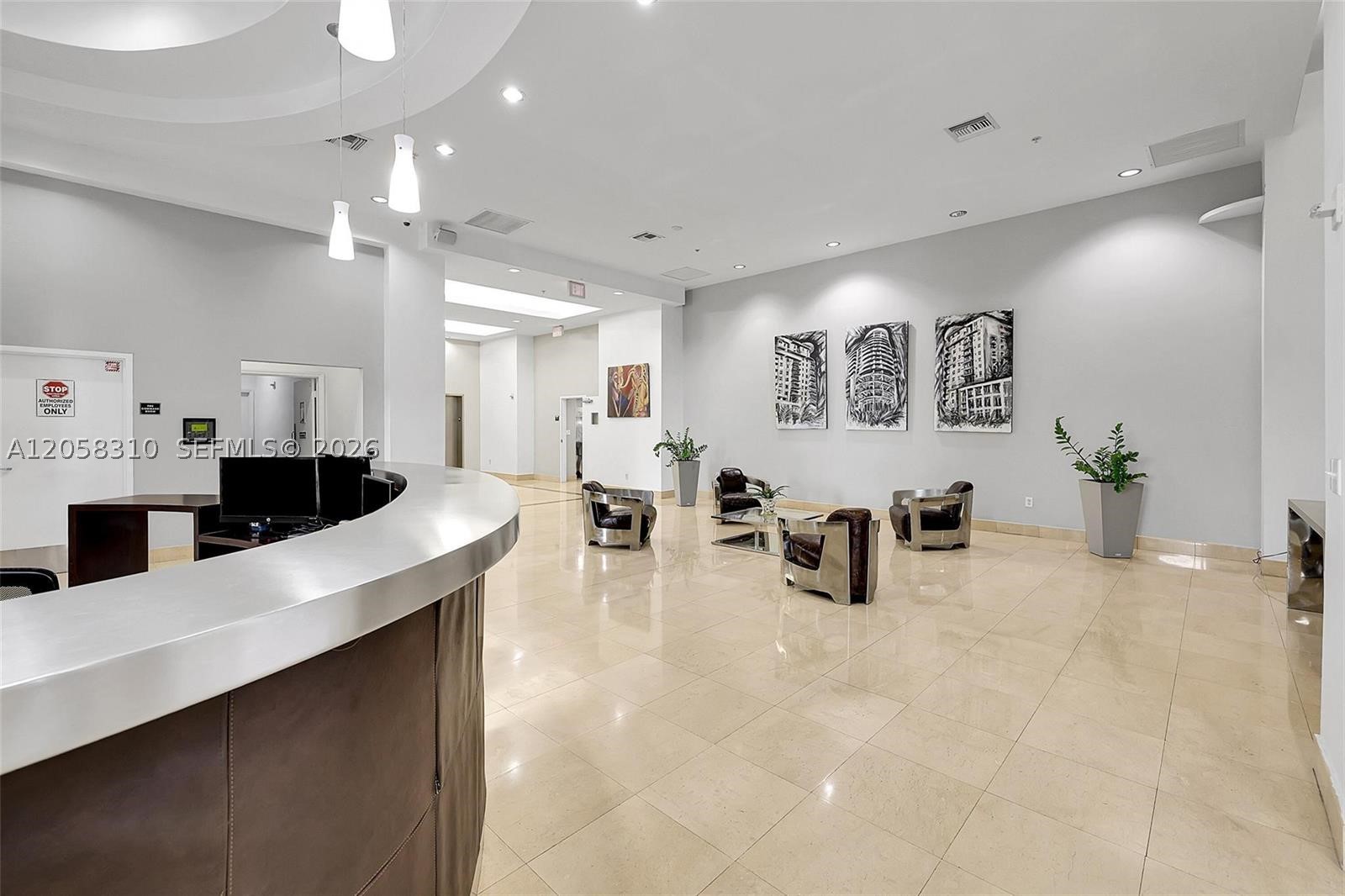 1 Glen Royal Pkwy #1010, Miami FL 33125