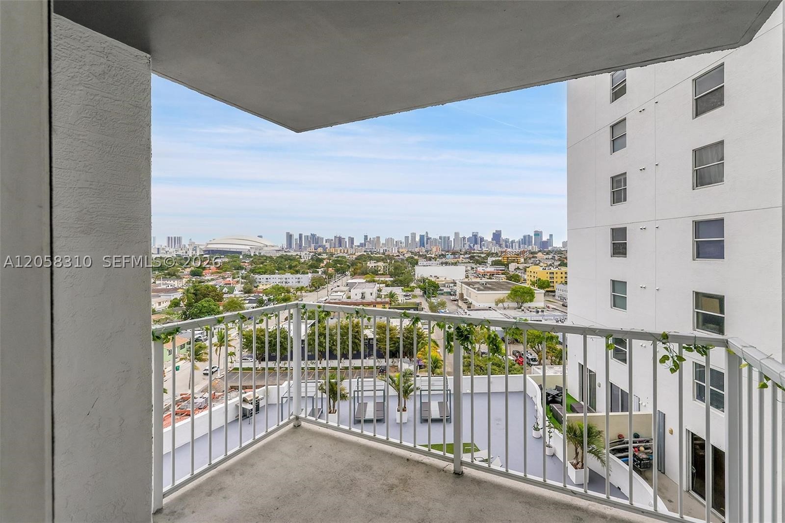 1 Glen Royal Pkwy #1010, Miami FL 33125