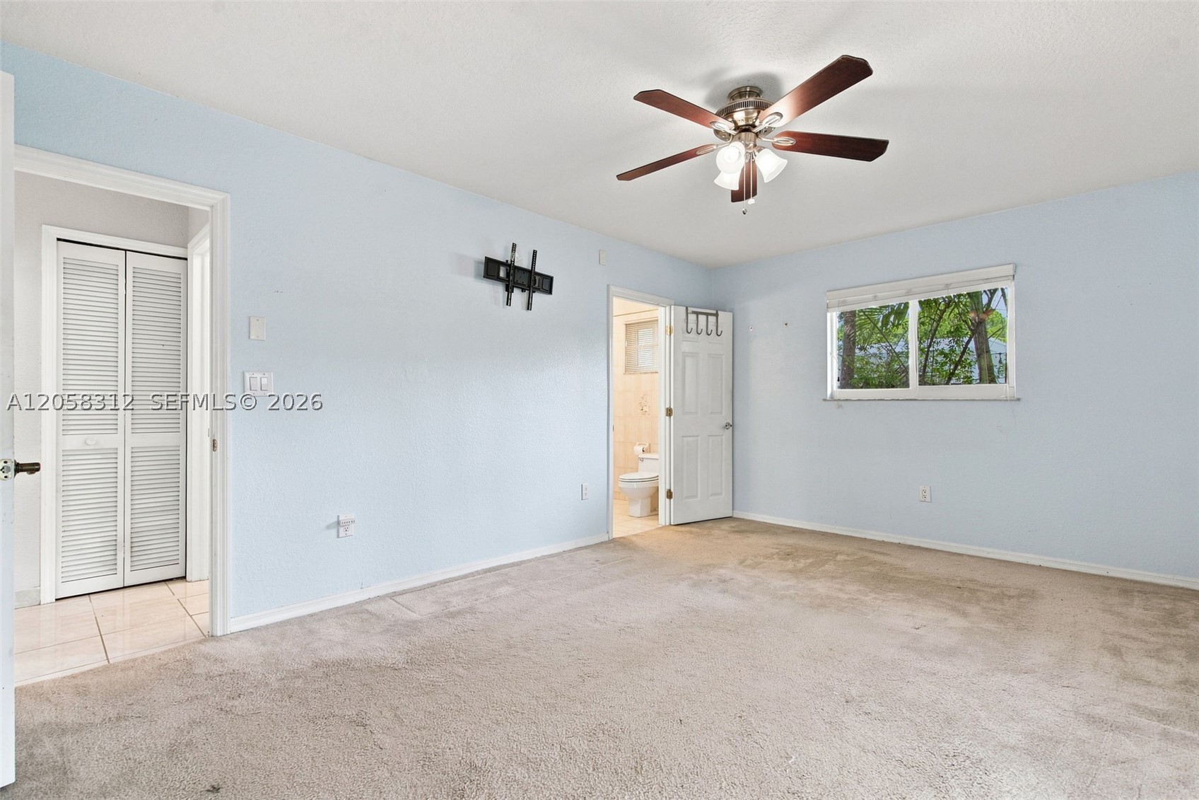 701 Westward Dr, Miami Springs FL 33166
