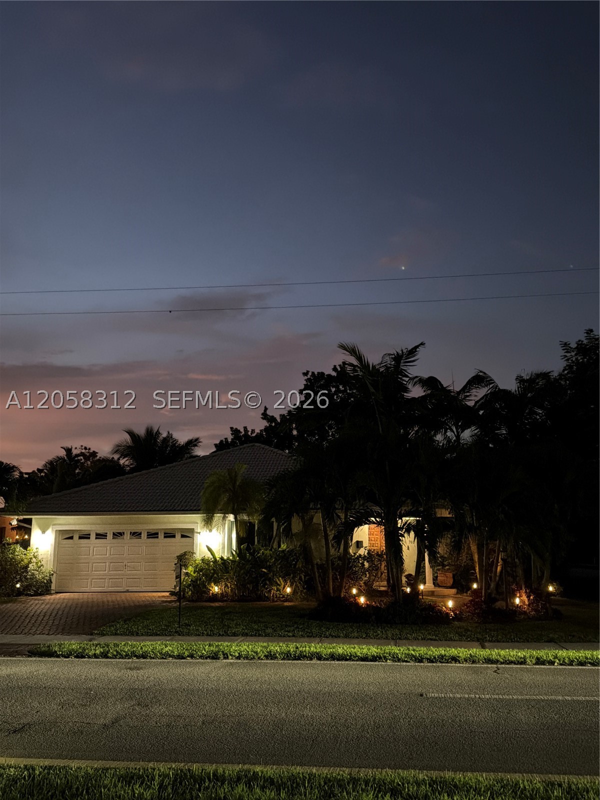 701 Westward Dr, Miami Springs FL 33166