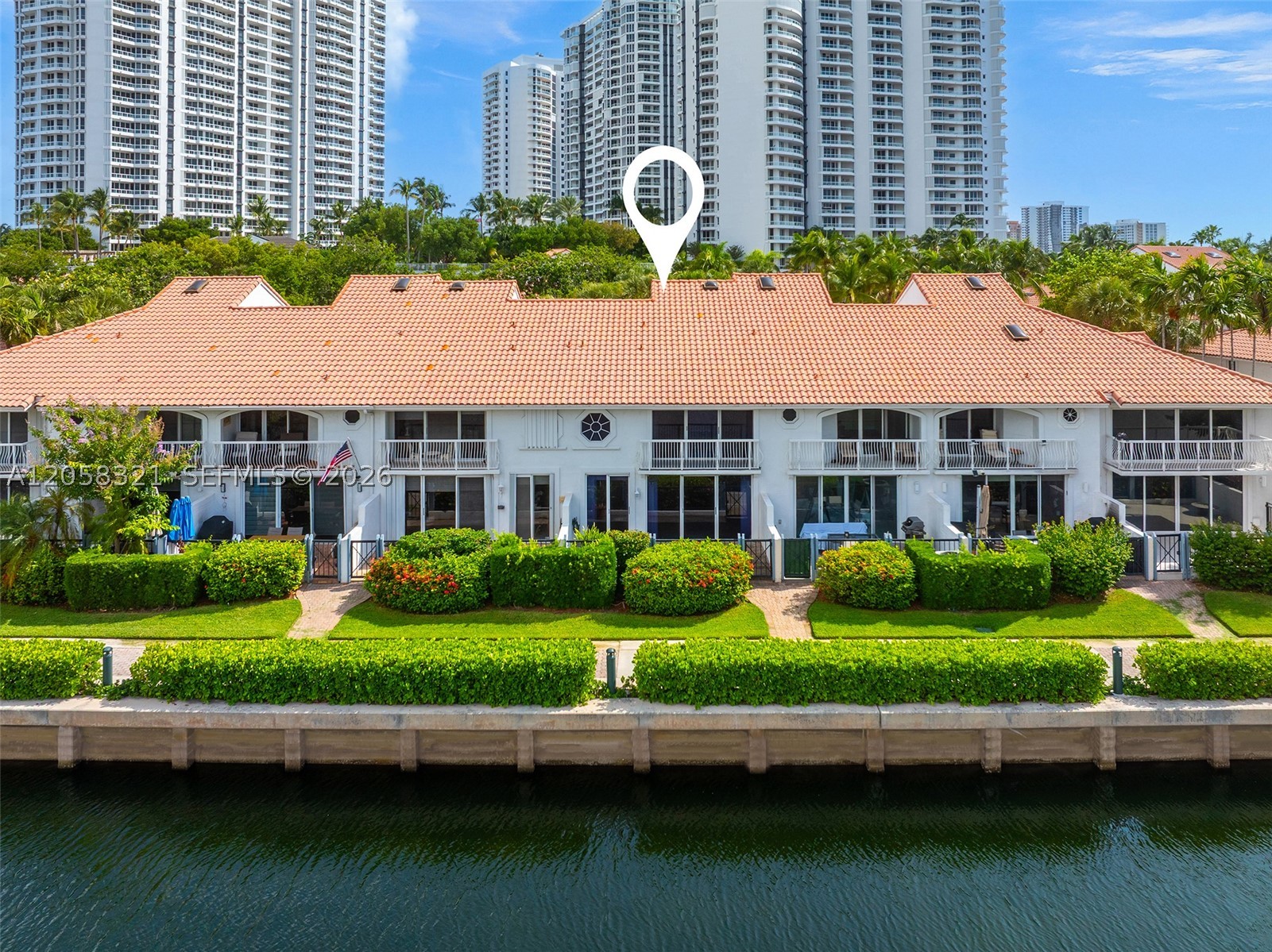 3748 NE 209th Ter, Aventura FL 33180