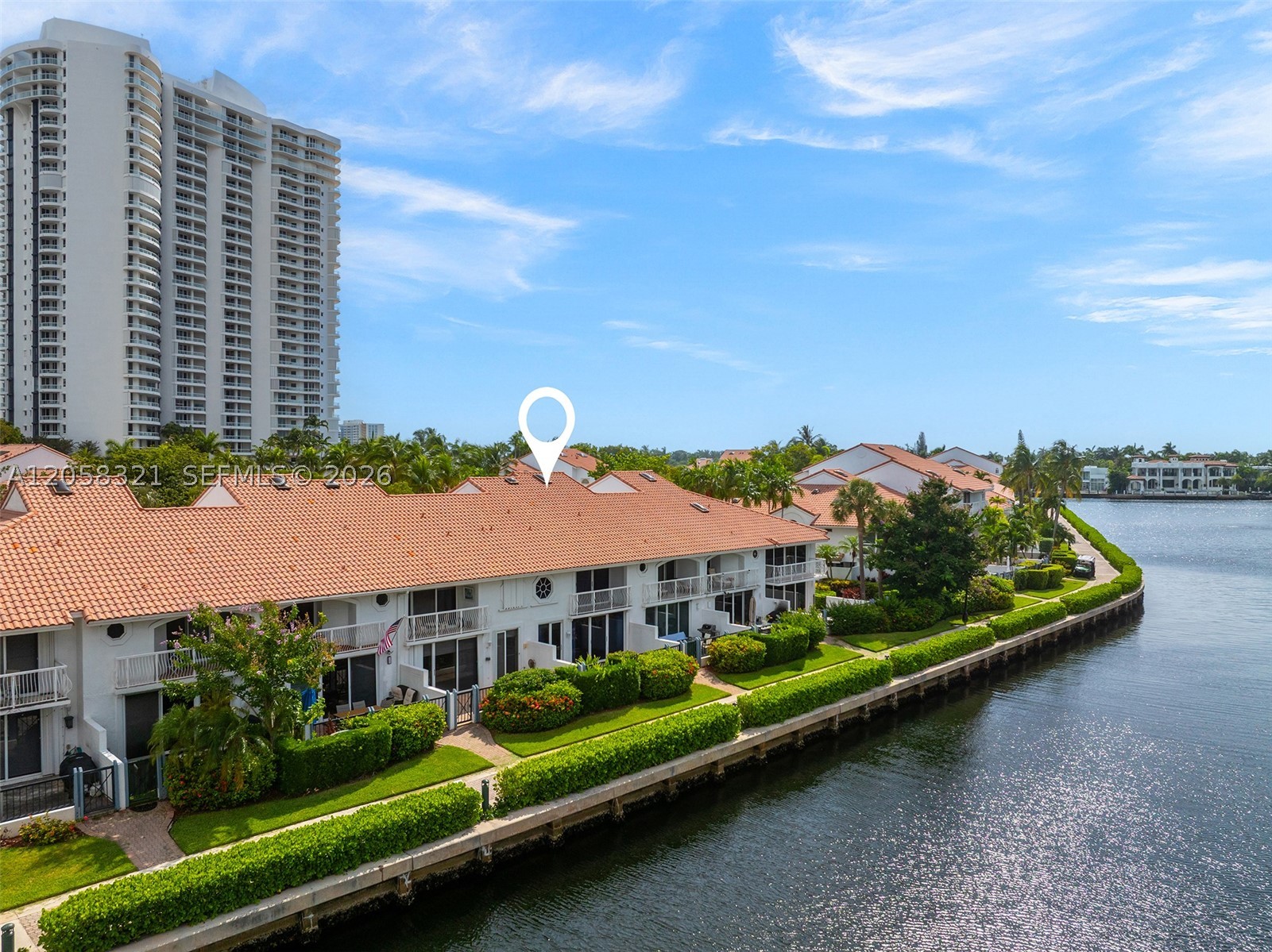 3748 NE 209th Ter, Aventura FL 33180