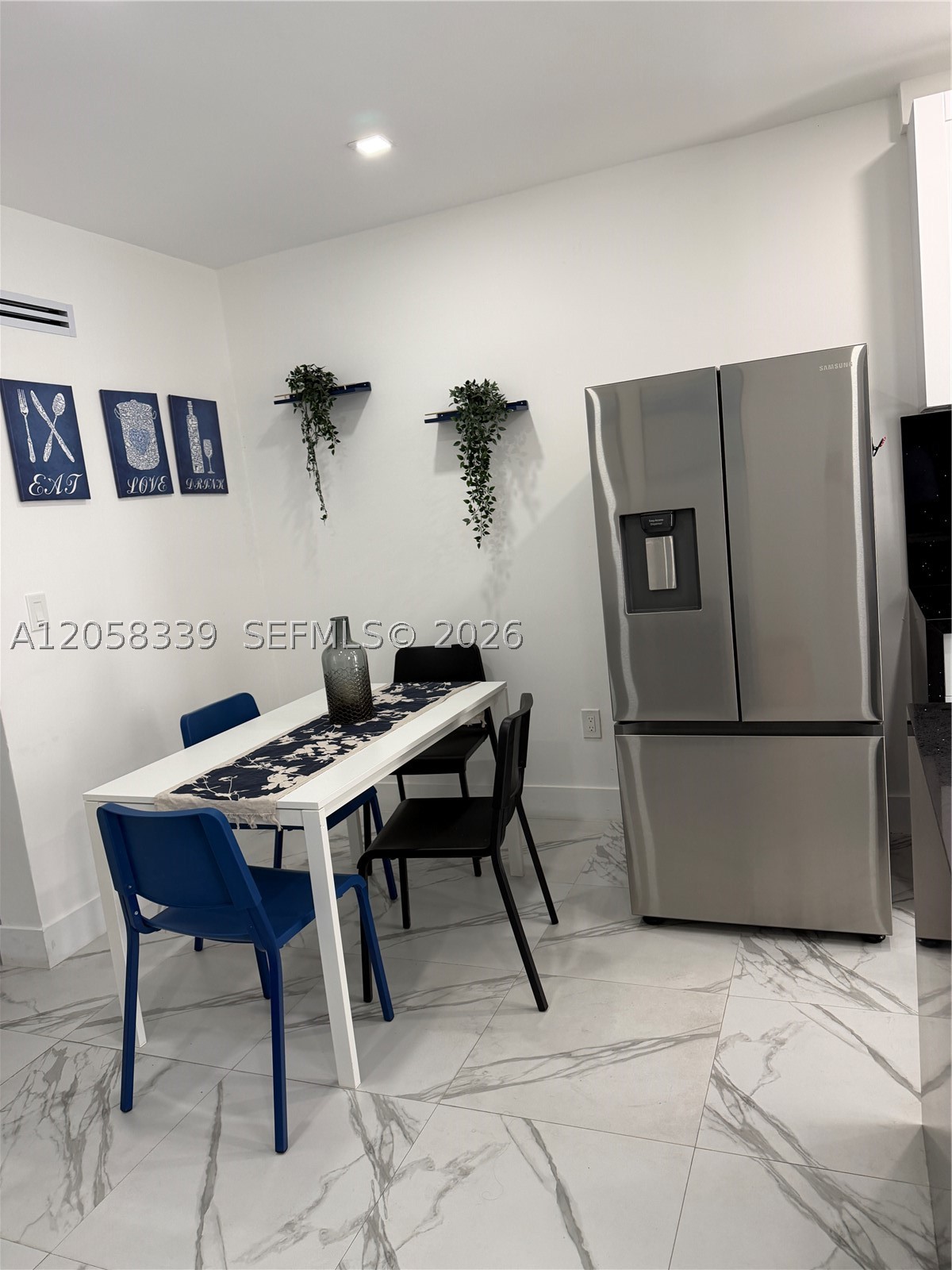 Miami Beach FL 33140 - A12058339