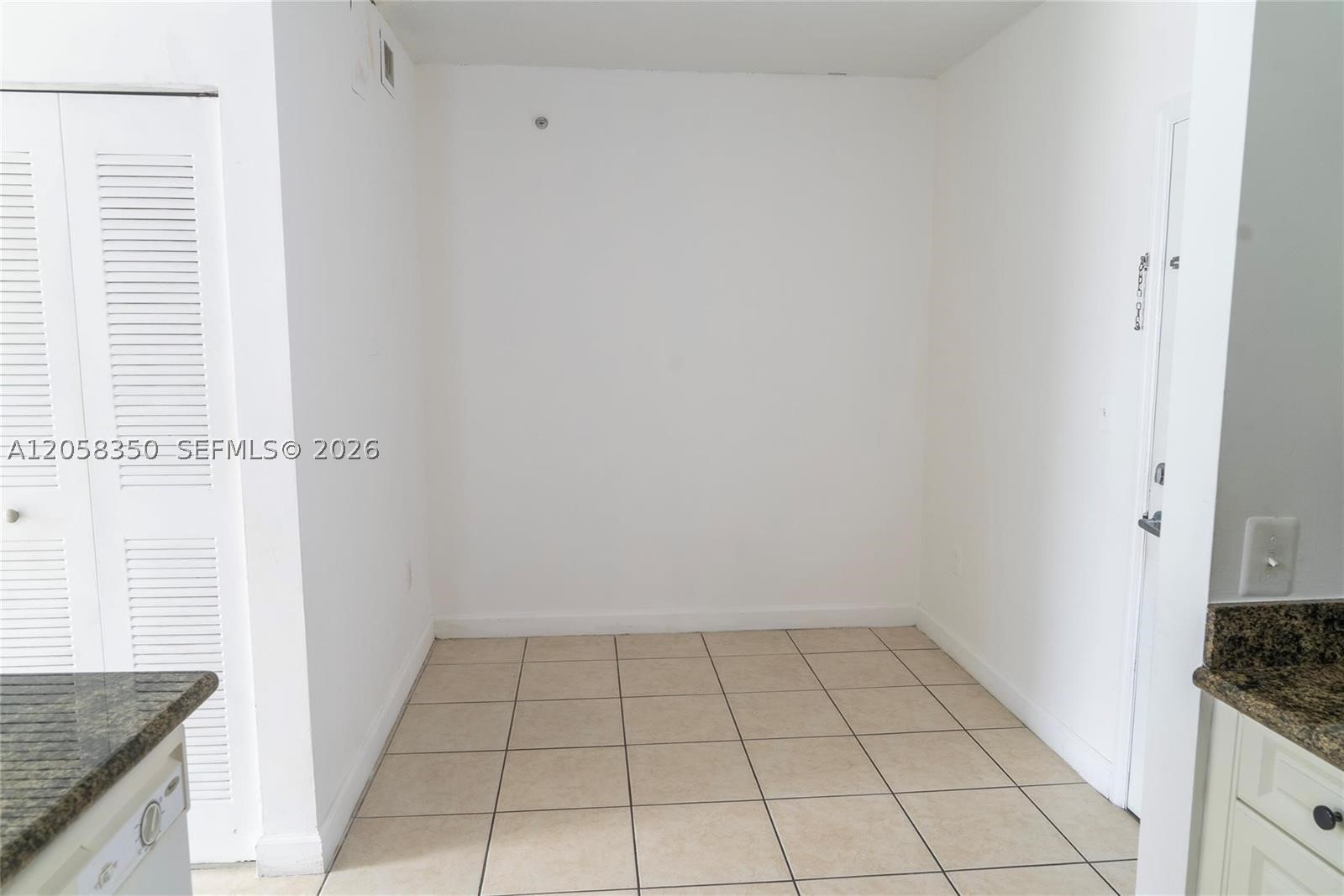 1 Glen Royal Pkwy #809, Miami FL 33125