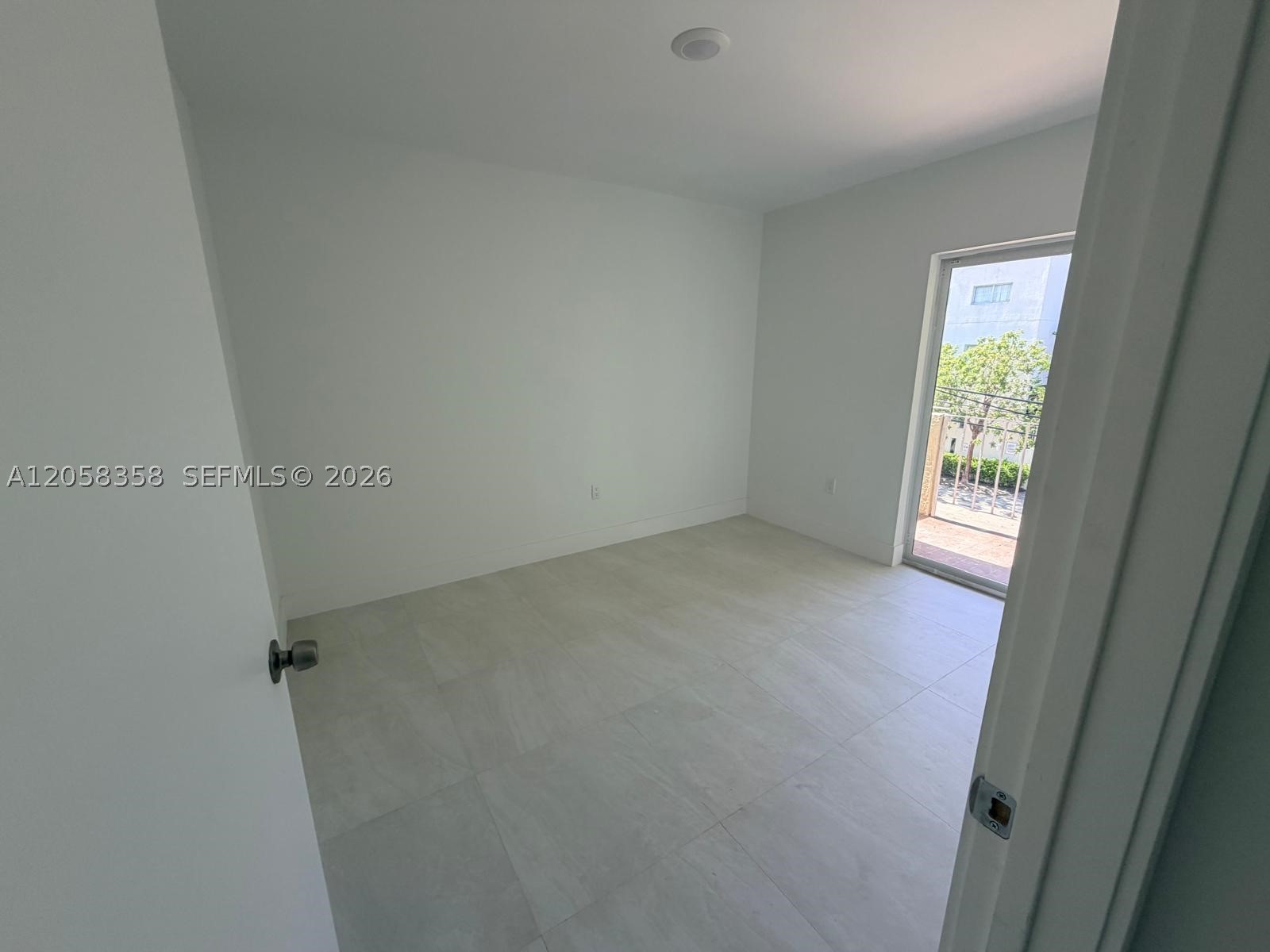 921 SW 7th St #3, Miami FL 33130
