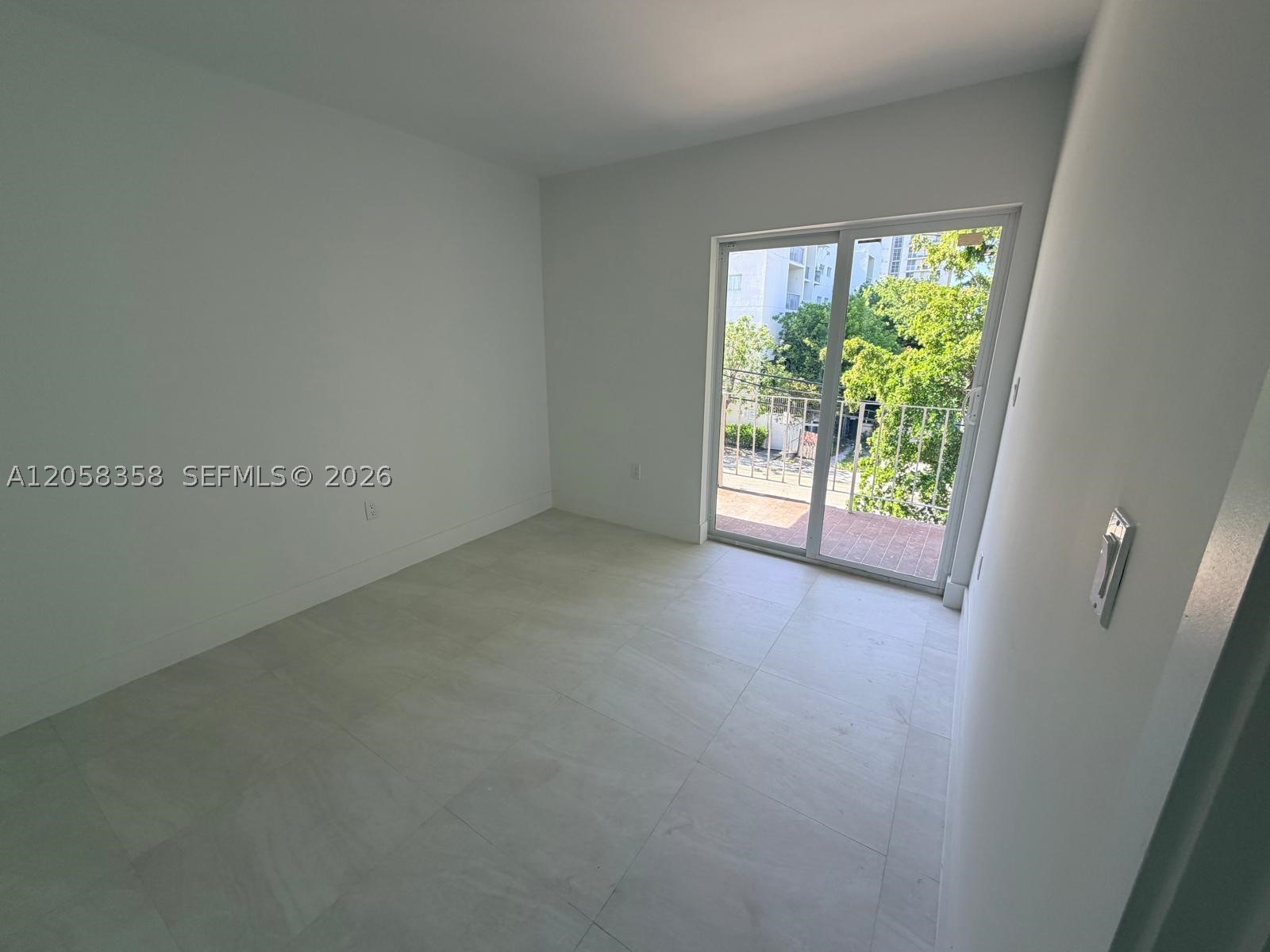 921 SW 7th St #3, Miami FL 33130