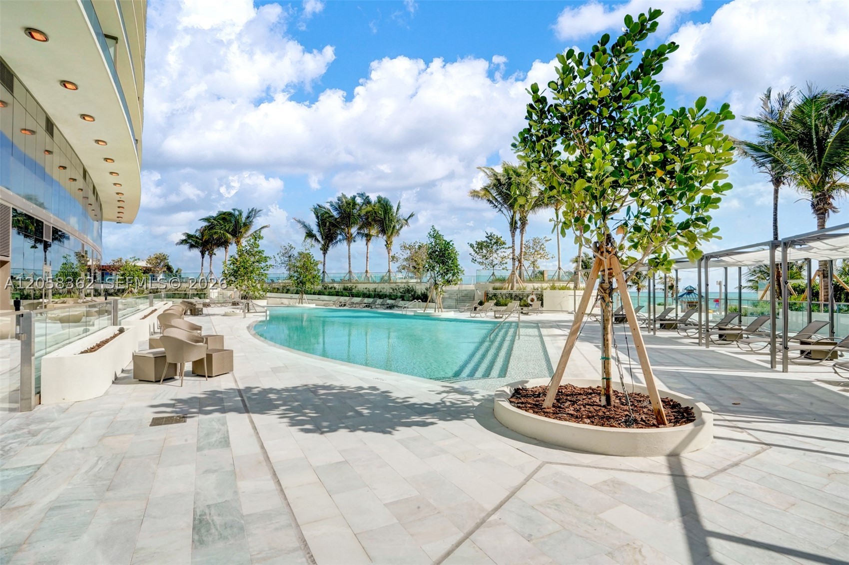 18975 COLLINS AVE #2001, Sunny Isles Beach FL 33160