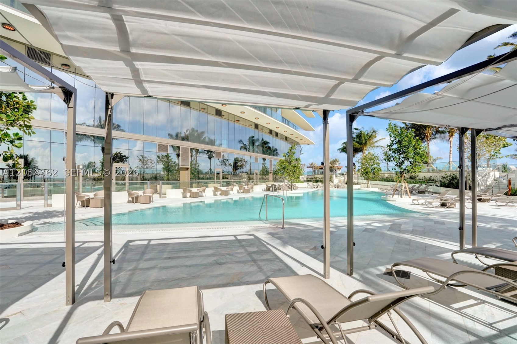 18975 COLLINS AVE #2001, Sunny Isles Beach FL 33160