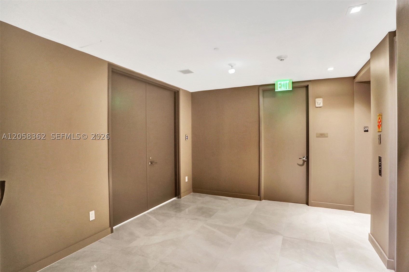 18975 COLLINS AVE #2001, Sunny Isles Beach FL 33160