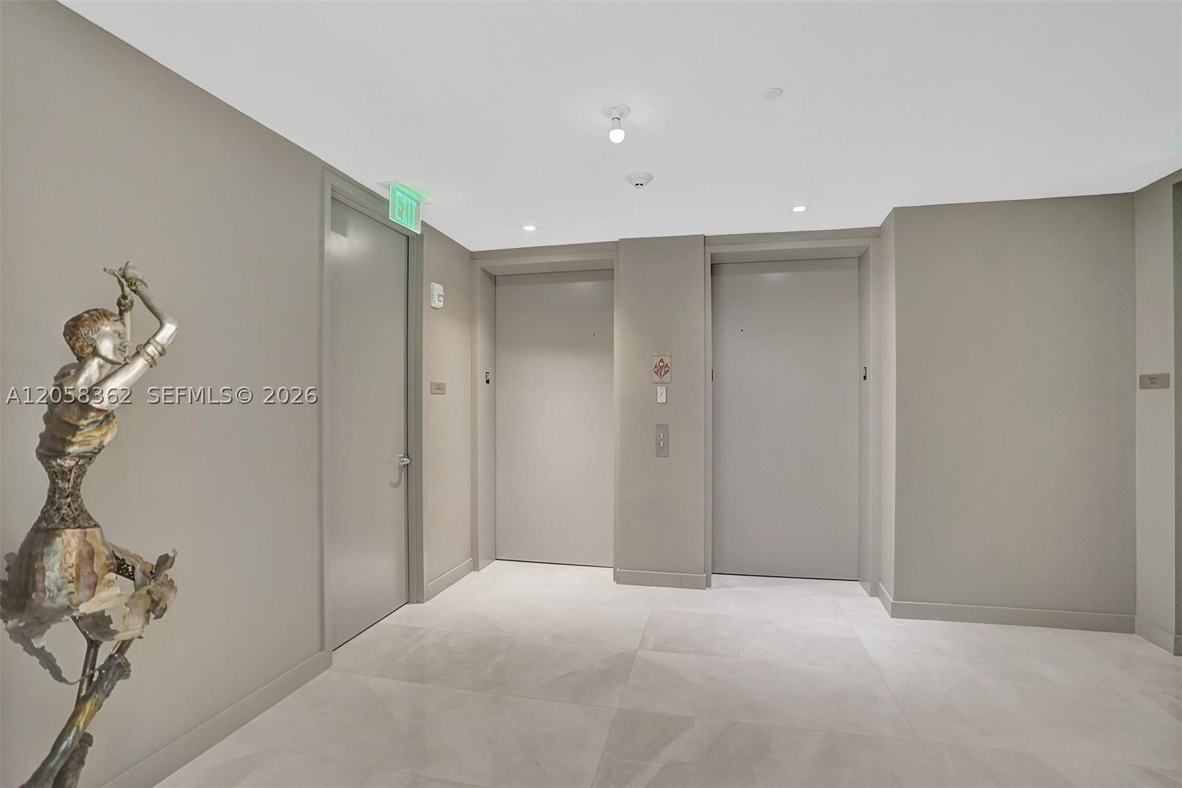 18975 COLLINS AVE #2001, Sunny Isles Beach FL 33160