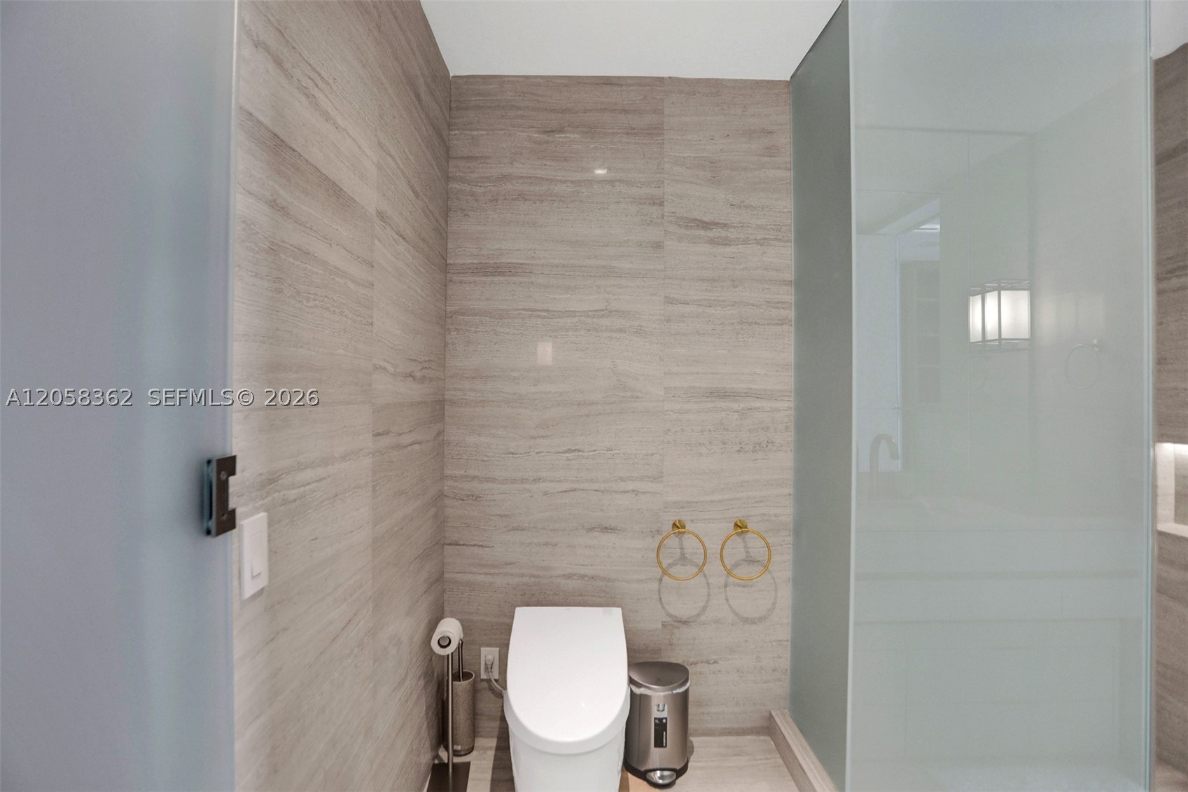 18975 COLLINS AVE #2001, Sunny Isles Beach FL 33160