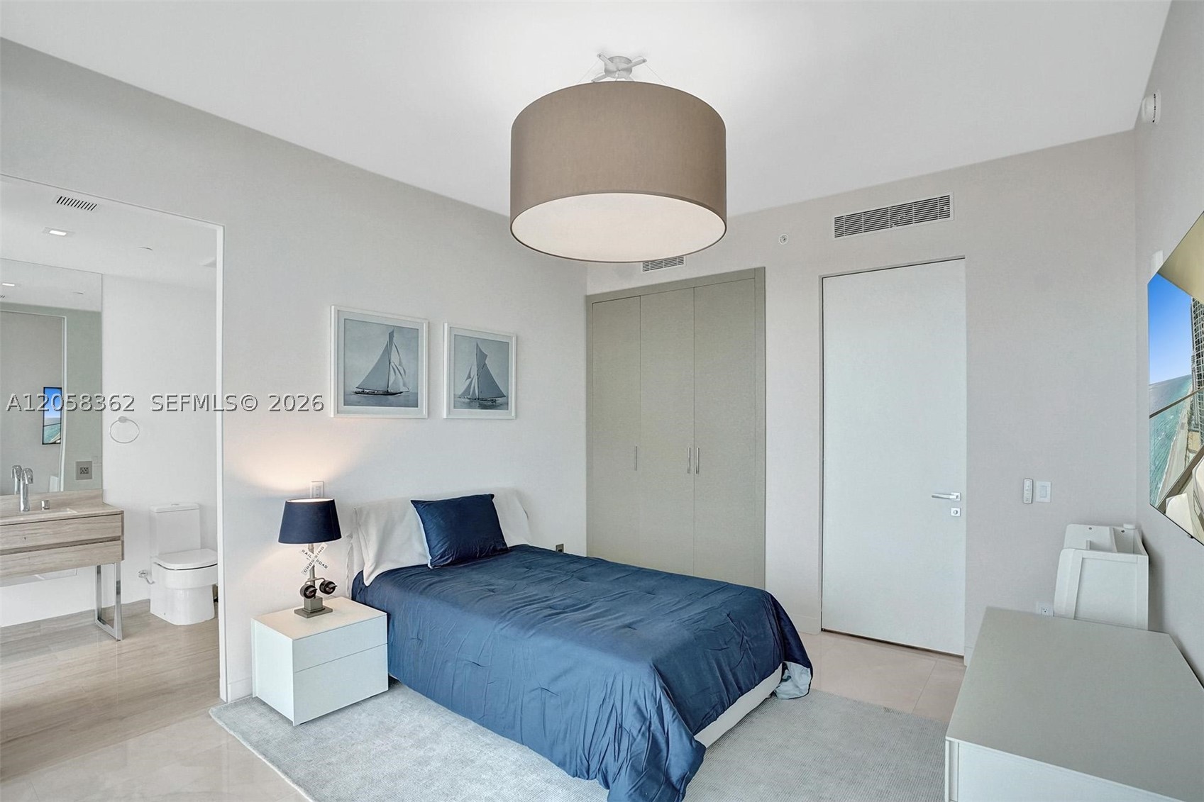 18975 COLLINS AVE #2001, Sunny Isles Beach FL 33160
