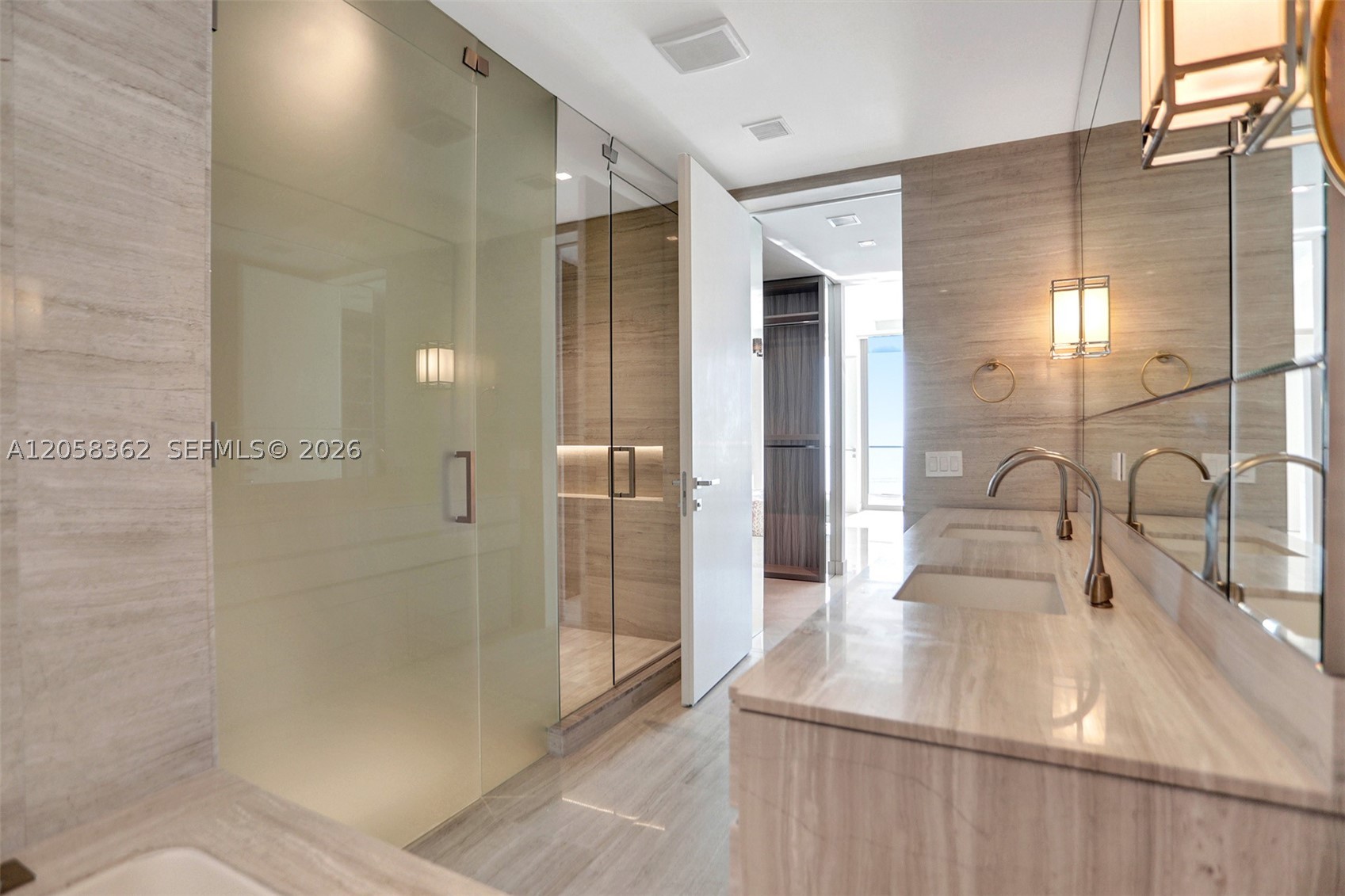 18975 COLLINS AVE #2001, Sunny Isles Beach FL 33160
