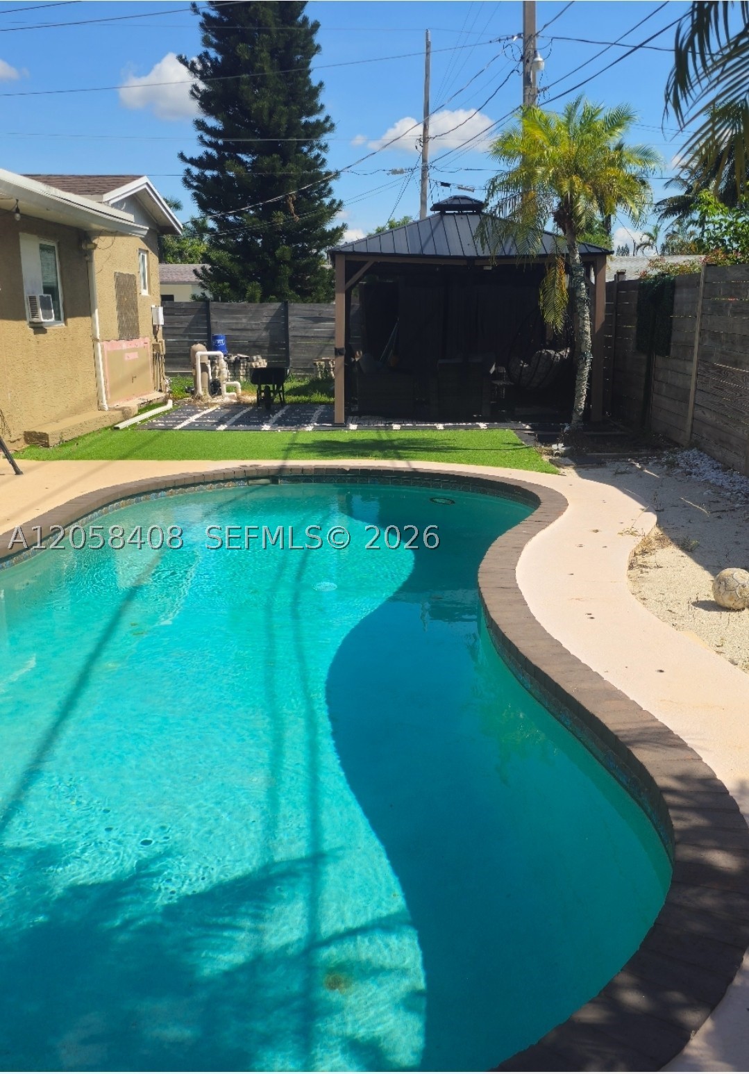 2294 NW 63rd Ave, Margate FL 33063