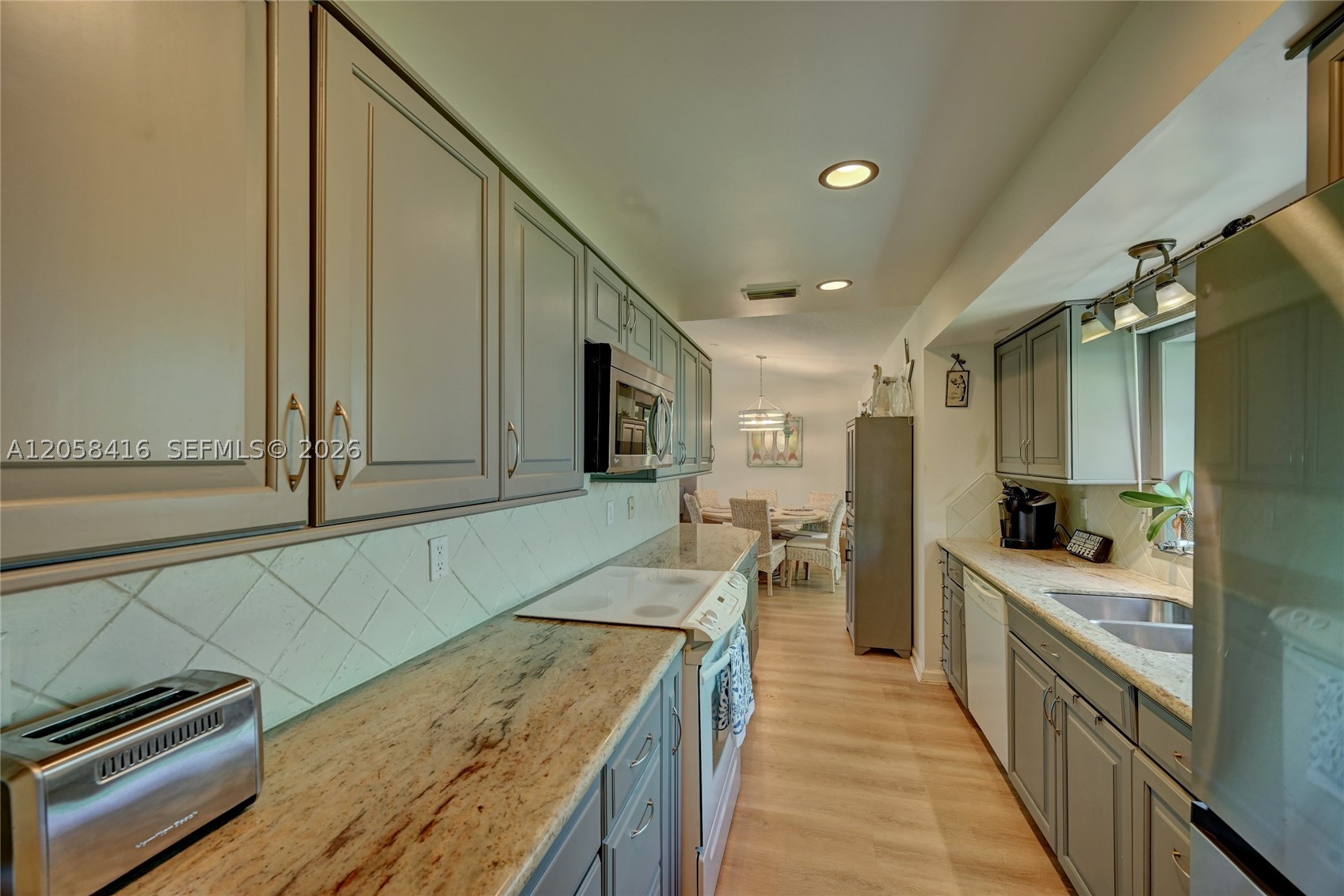 2523 Wabash Dr #0, North Palm Beach FL 33410