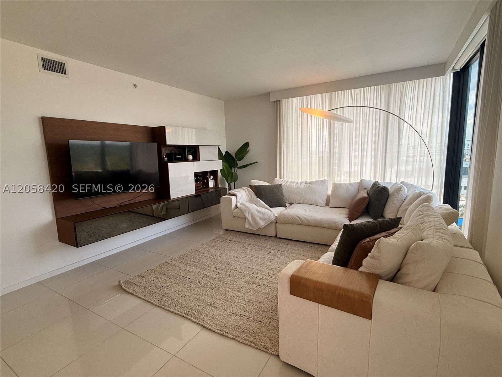 5300 Paseo Blvd #502, Doral FL 33166