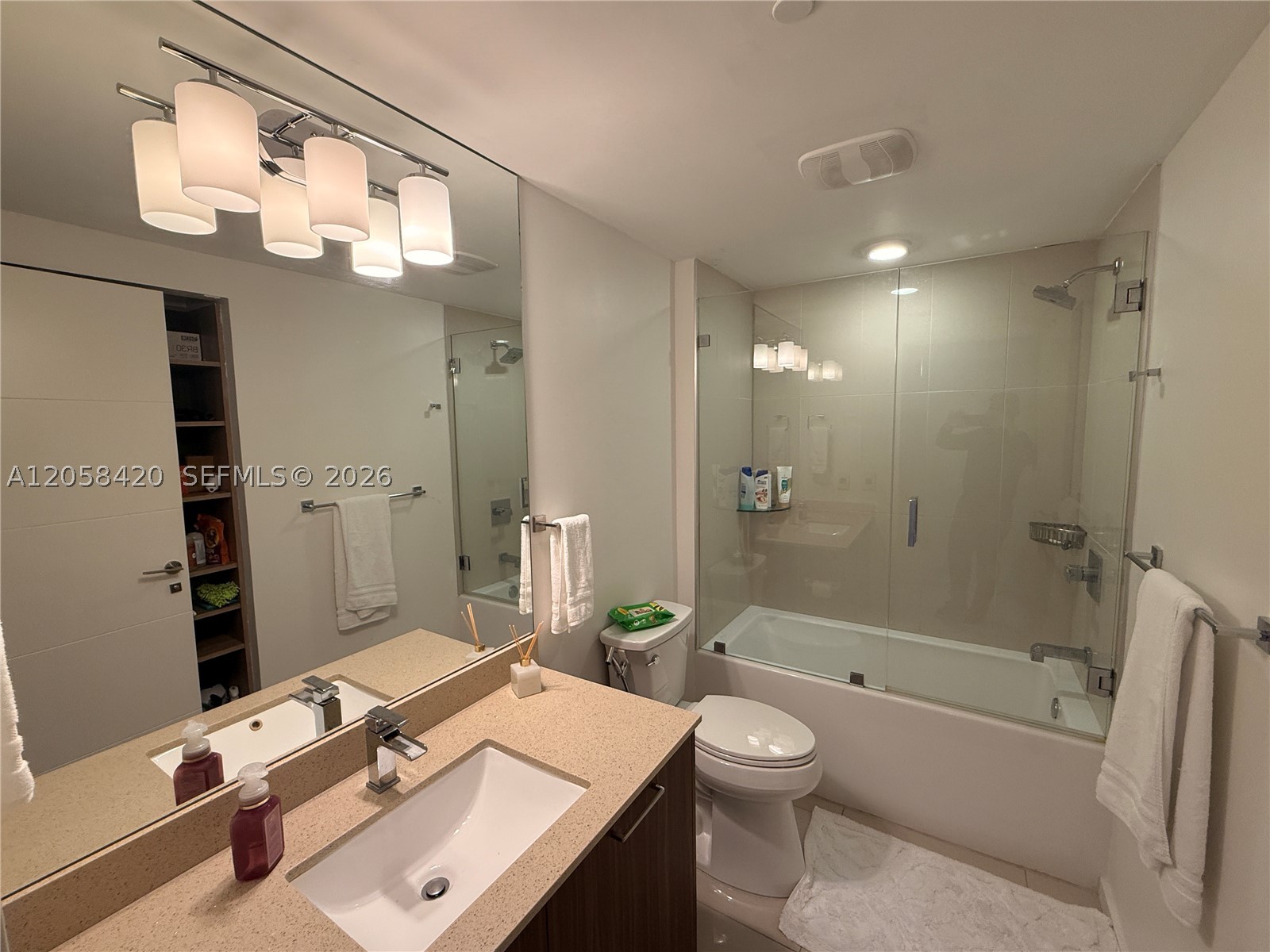 5300 Paseo Blvd #502, Doral FL 33166