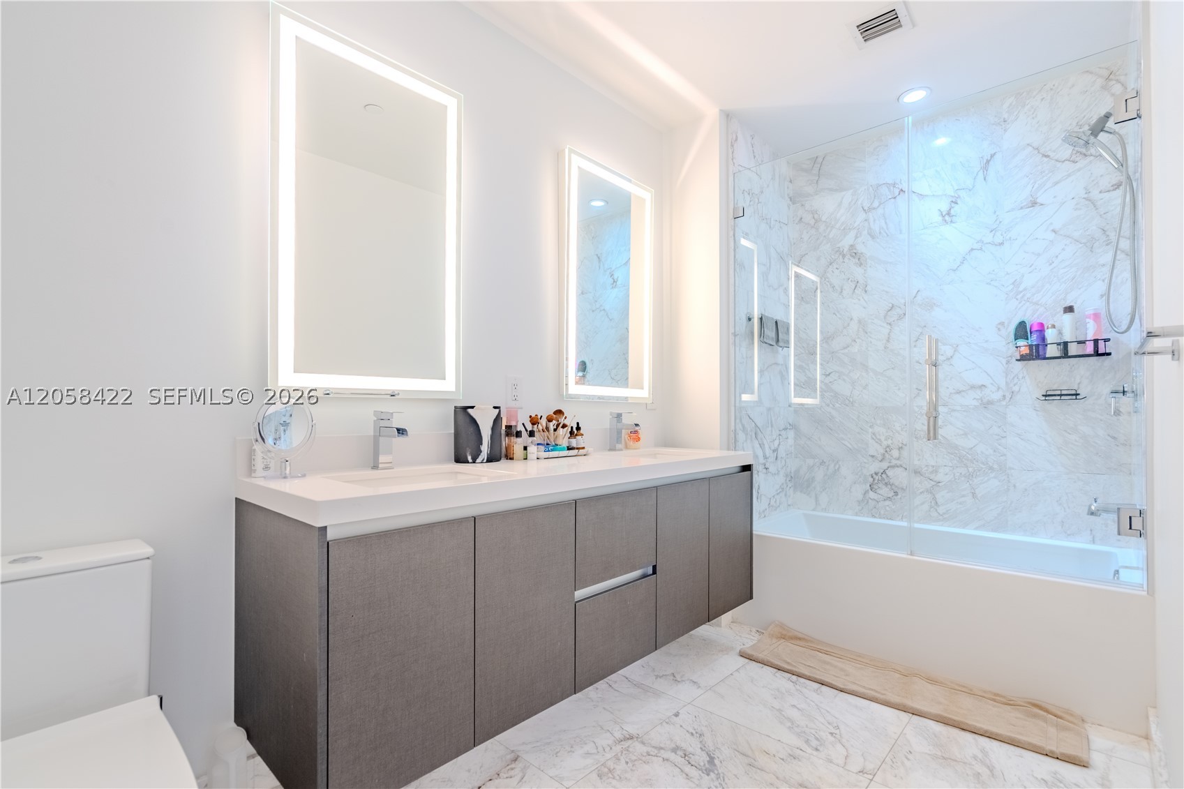 851 NE 1st Ave #1802, Miami FL 33132