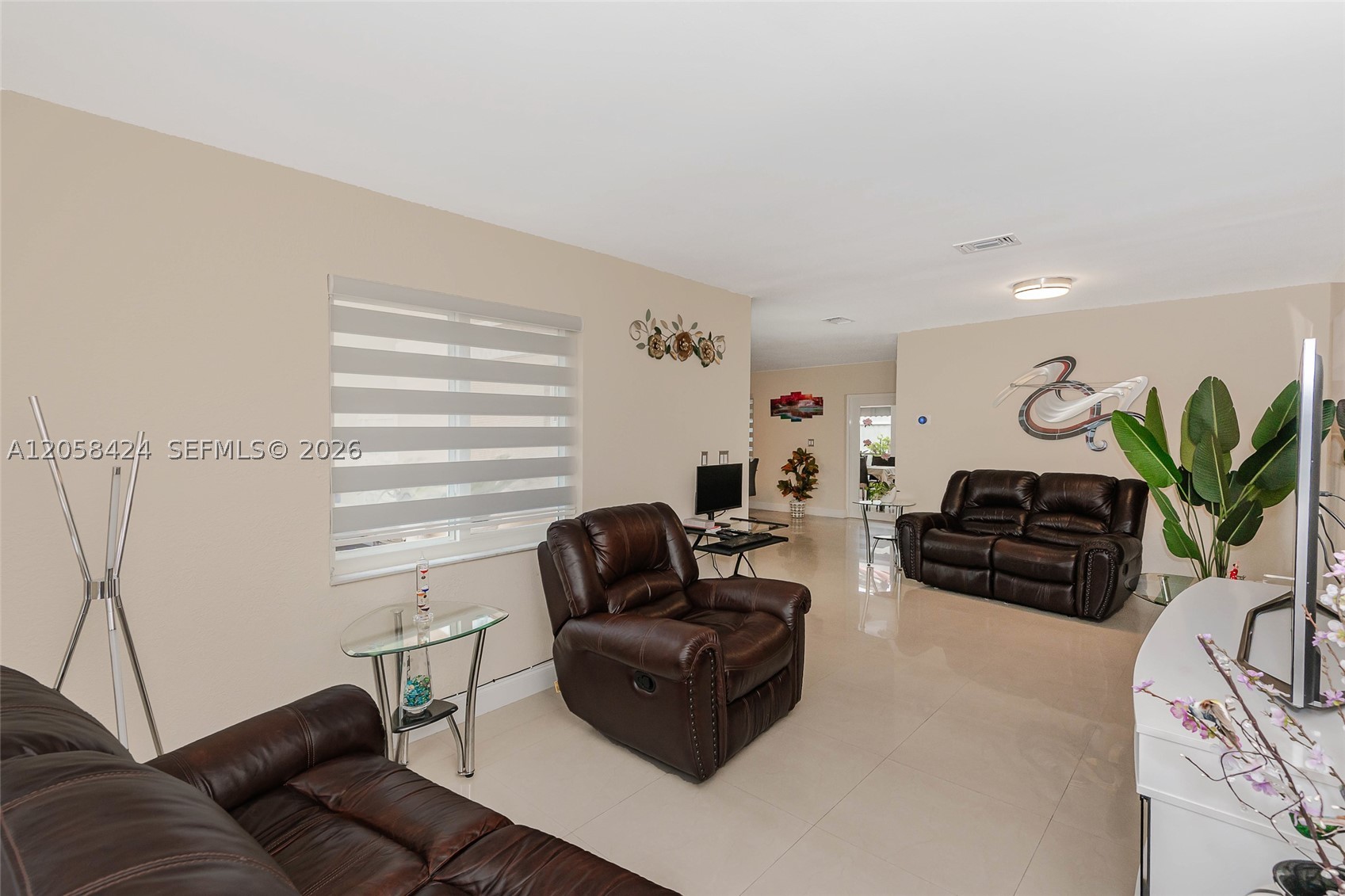11559 SW 7th St, Sweetwater FL 33174