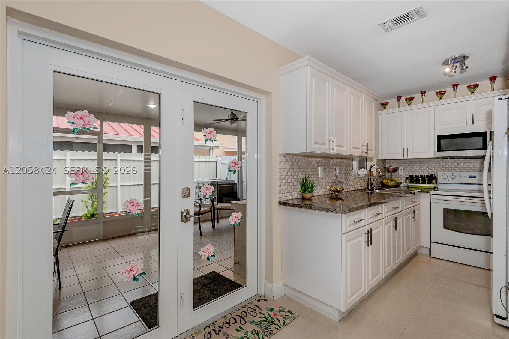 11559 SW 7th St, Sweetwater FL 33174