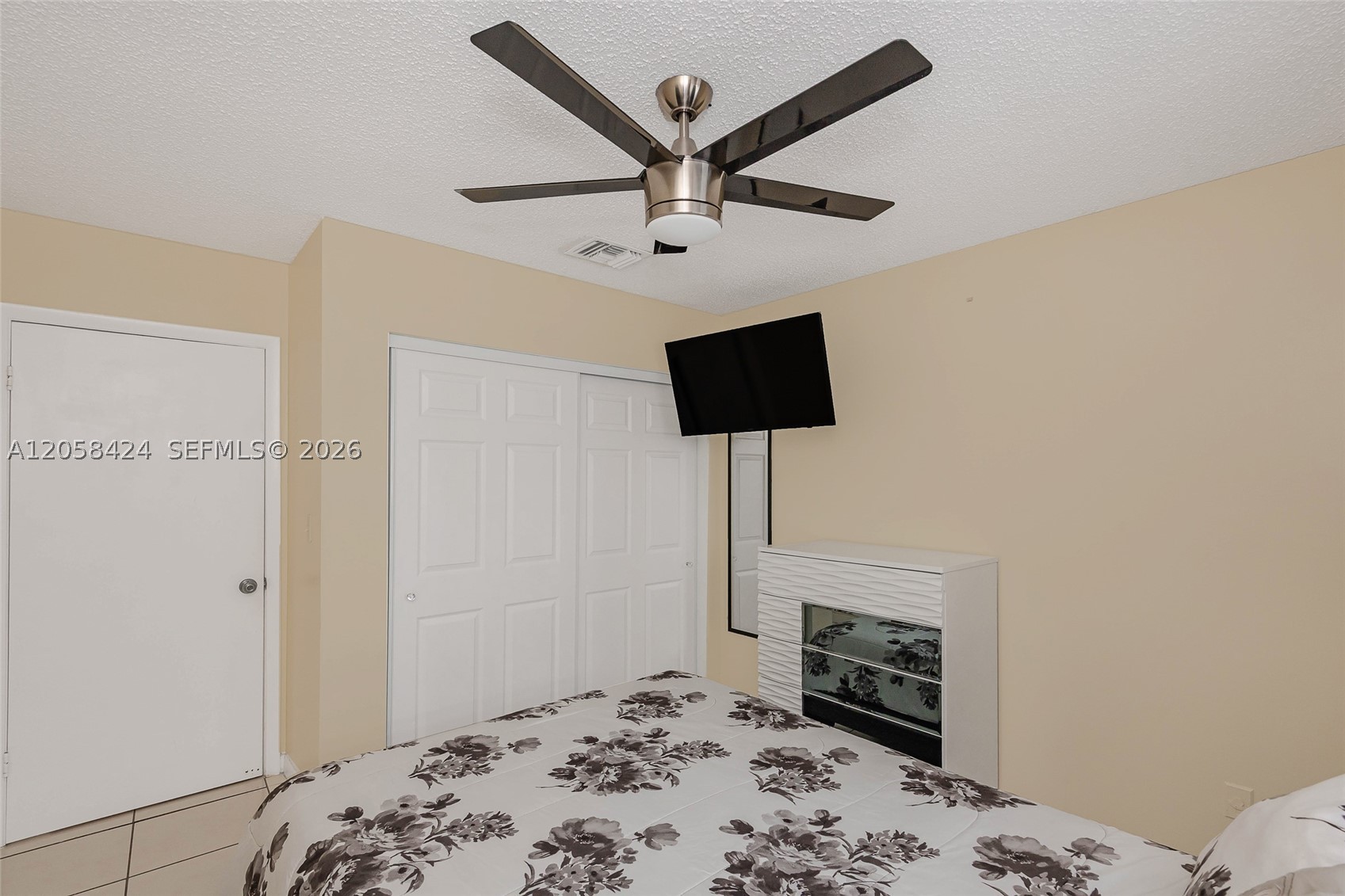 11559 SW 7th St, Sweetwater FL 33174