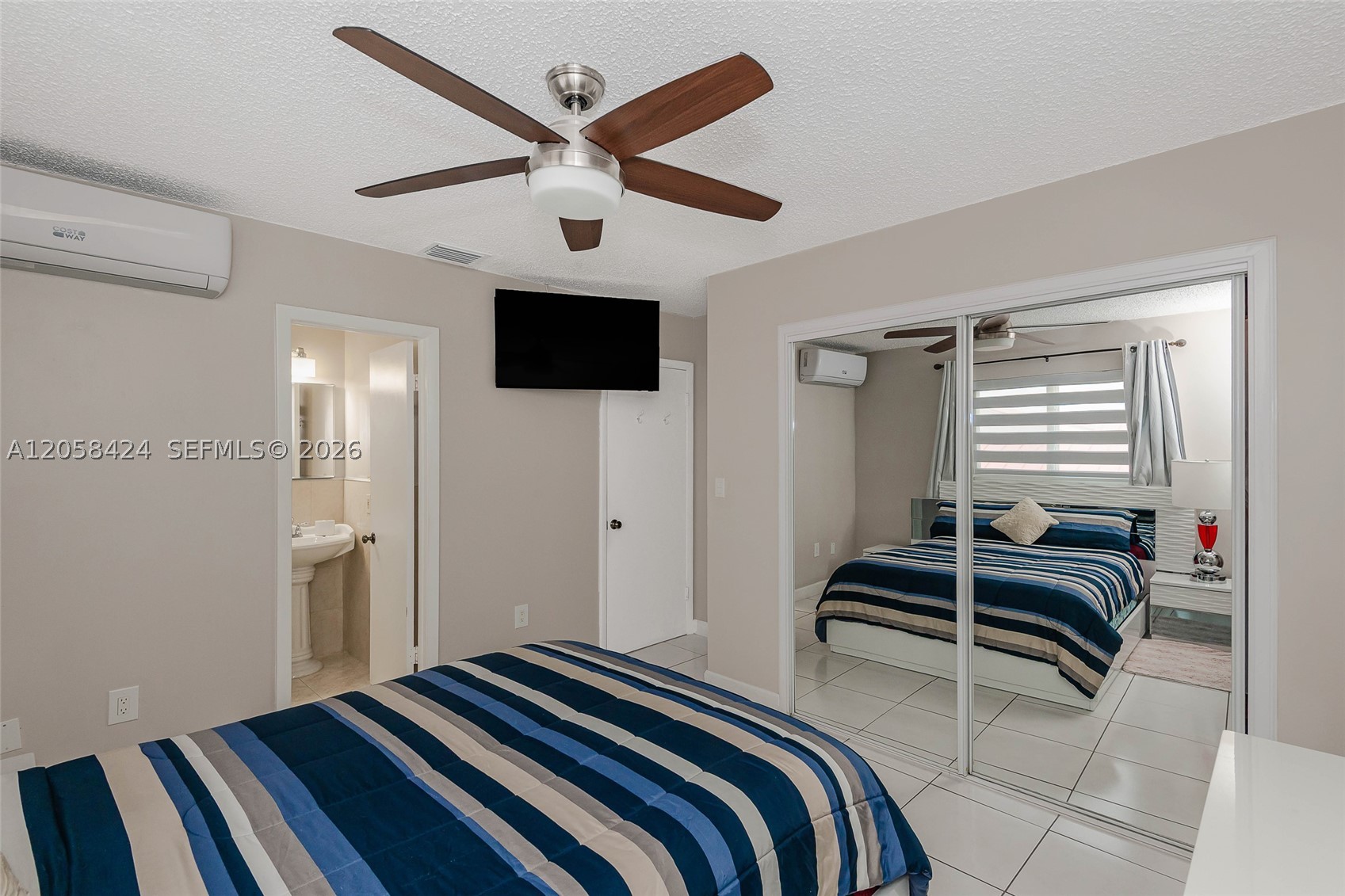 11559 SW 7th St, Sweetwater FL 33174