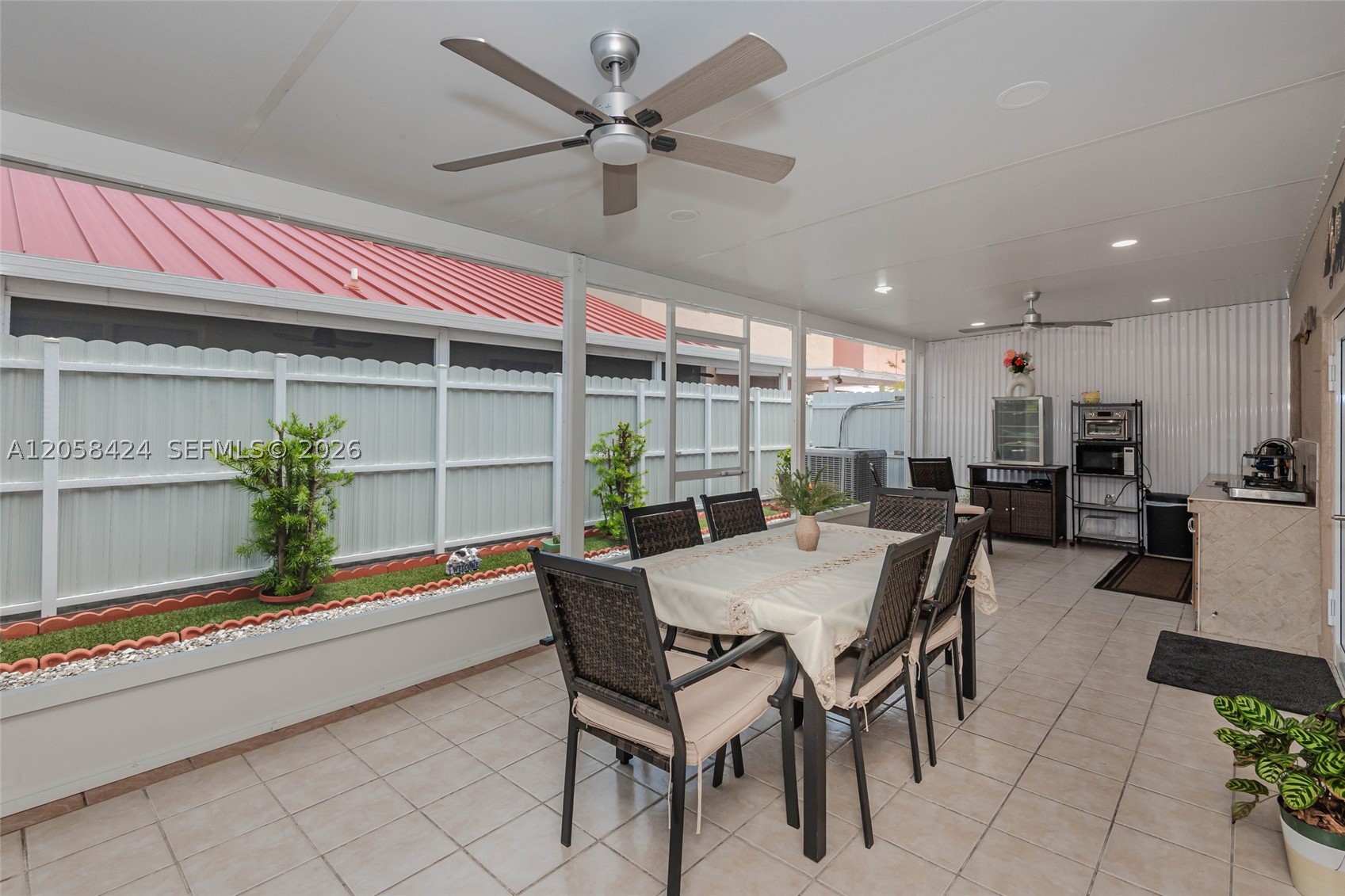 11559 SW 7th St, Sweetwater FL 33174