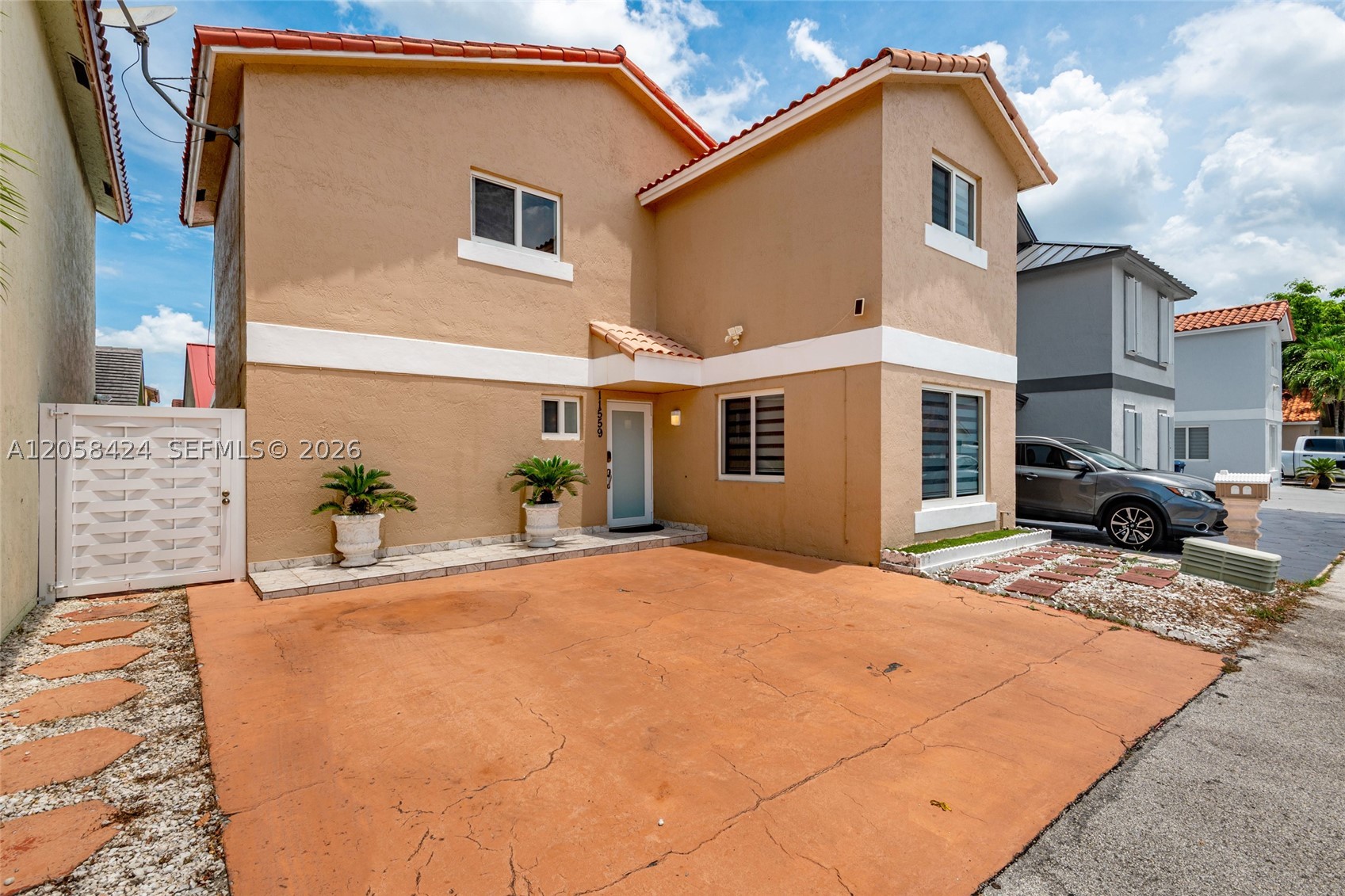 11559 SW 7th St, Sweetwater FL 33174