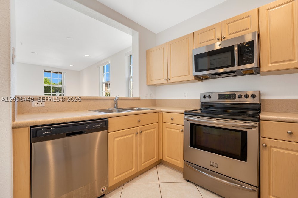 480 SW 147th Ave #4616, Pembroke Pines FL 33027