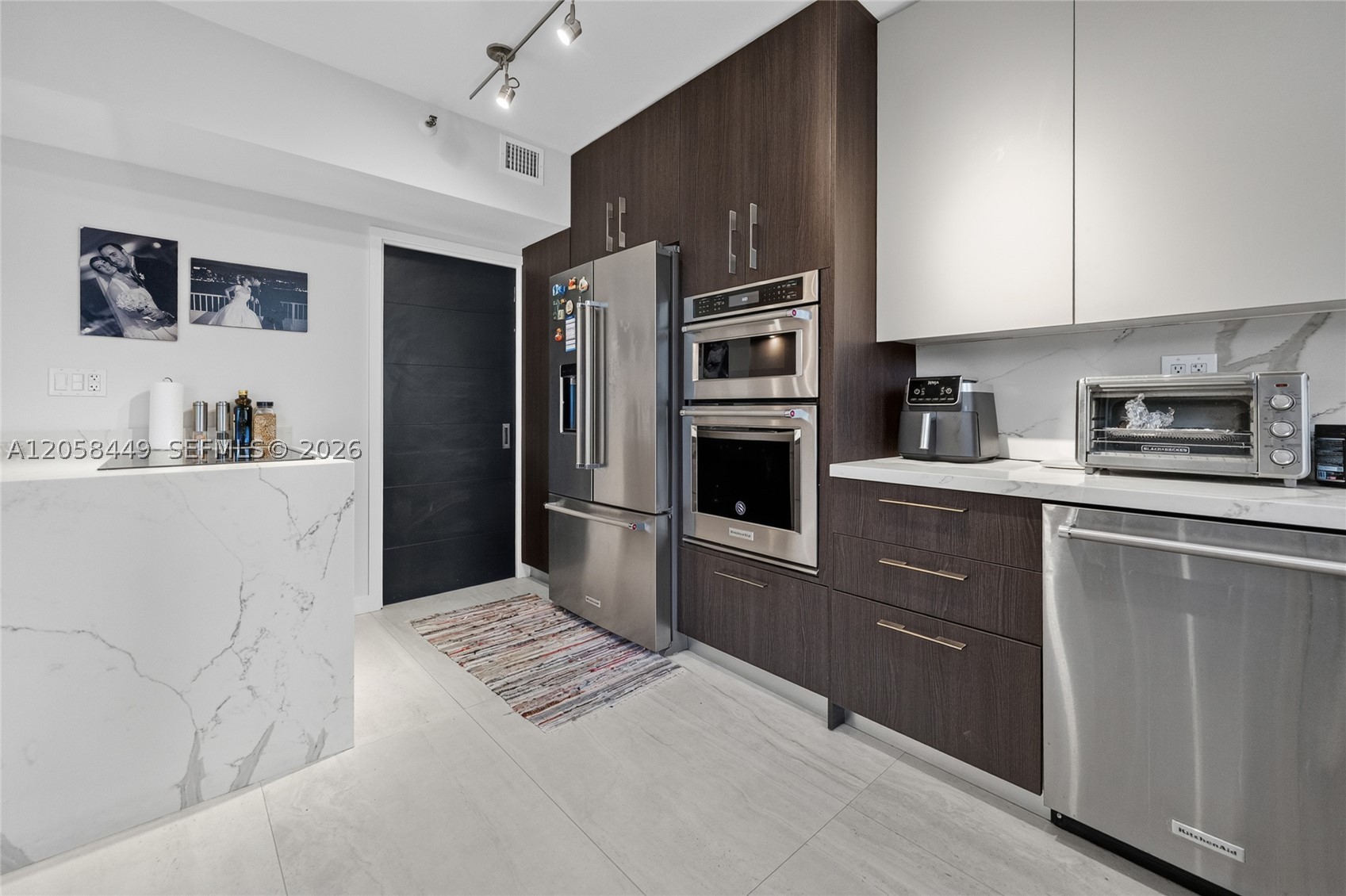 1541 Brickell Ave #A-1902, Miami FL 33129