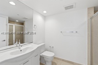 465 Brickell Ave #3202, Miami FL 33131