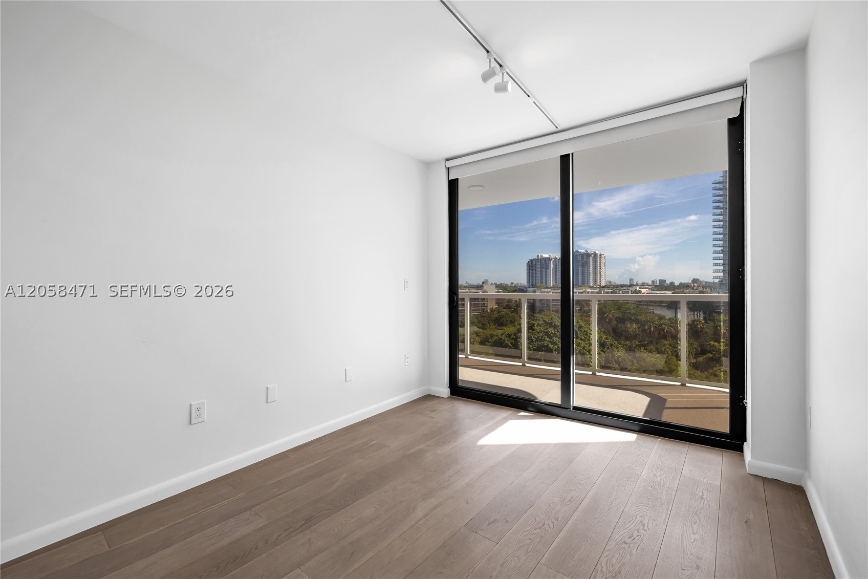 9 Island Ave #814, Miami Beach FL 33139
