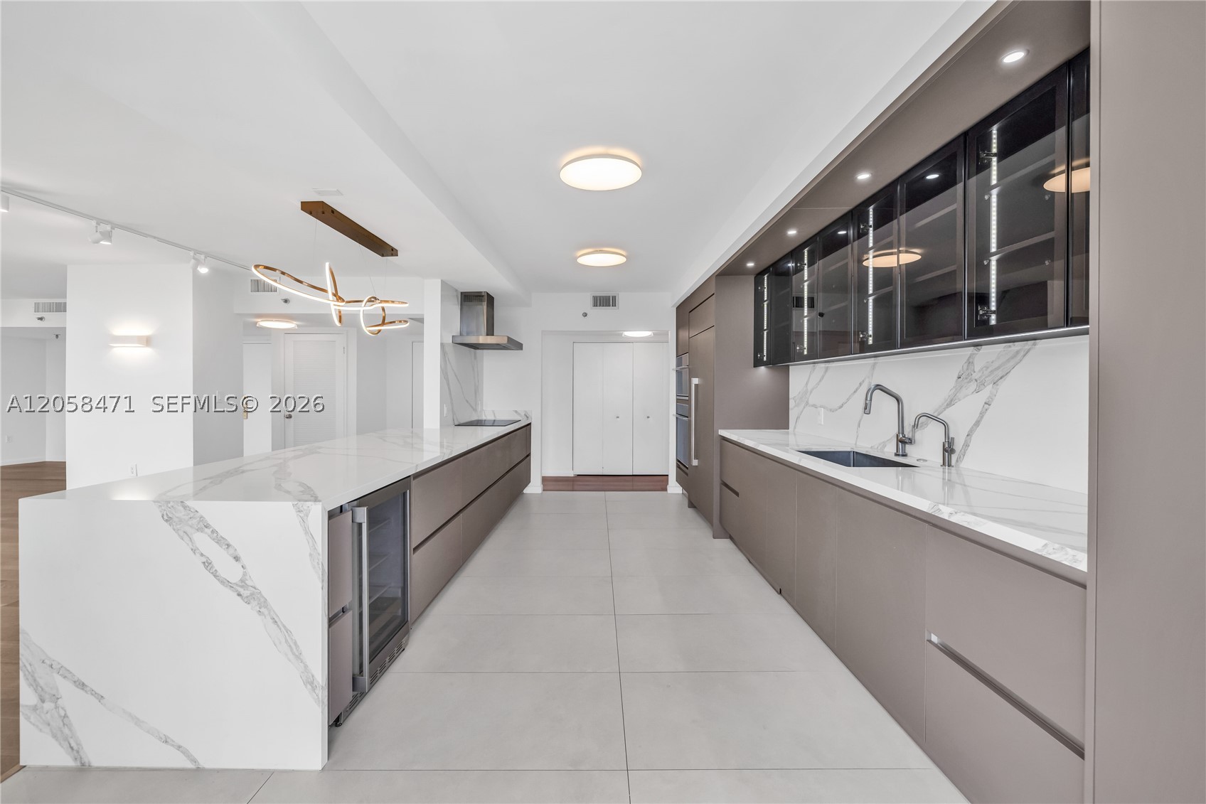 9 Island Ave #814, Miami Beach FL 33139