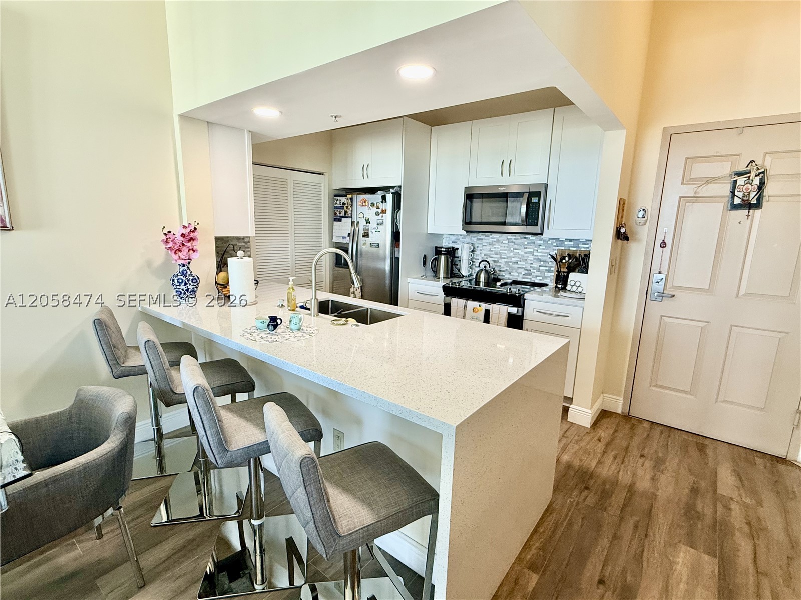 3020 NE 32nd Ave #PH3, Fort Lauderdale FL 33308
